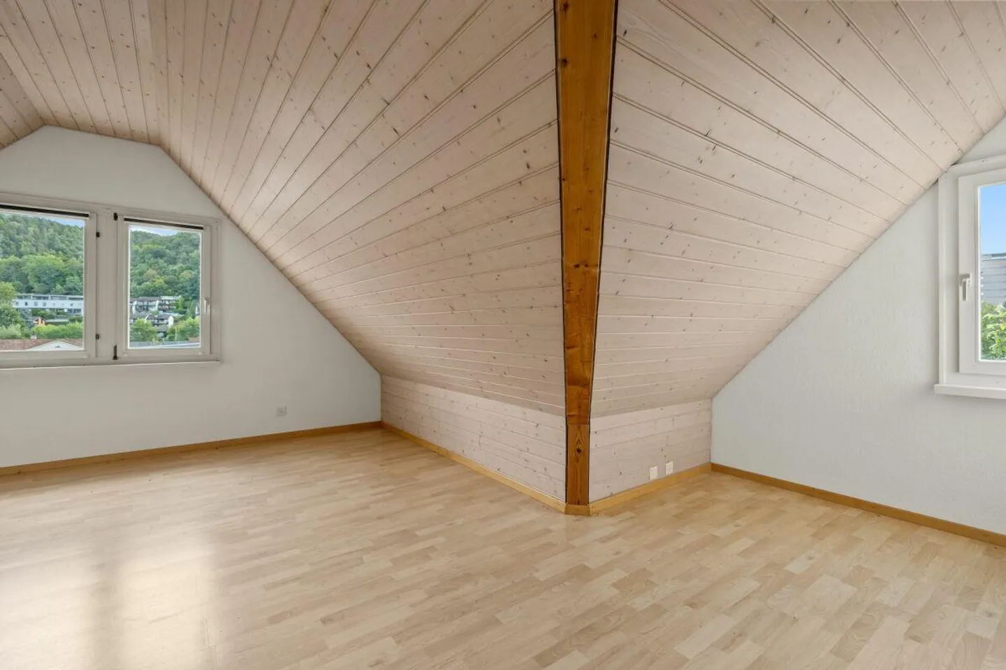 Charmantes Doppeleinfamilienhaus in Liestal - Foto 13 von 16