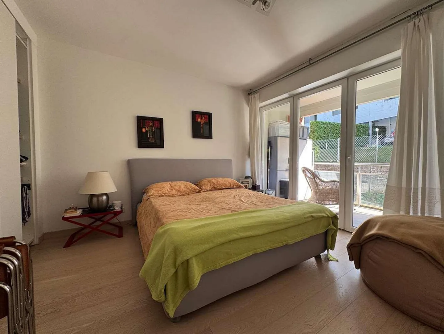 Comfort and unparalleled view in Paradiso - Photo 10 of 13