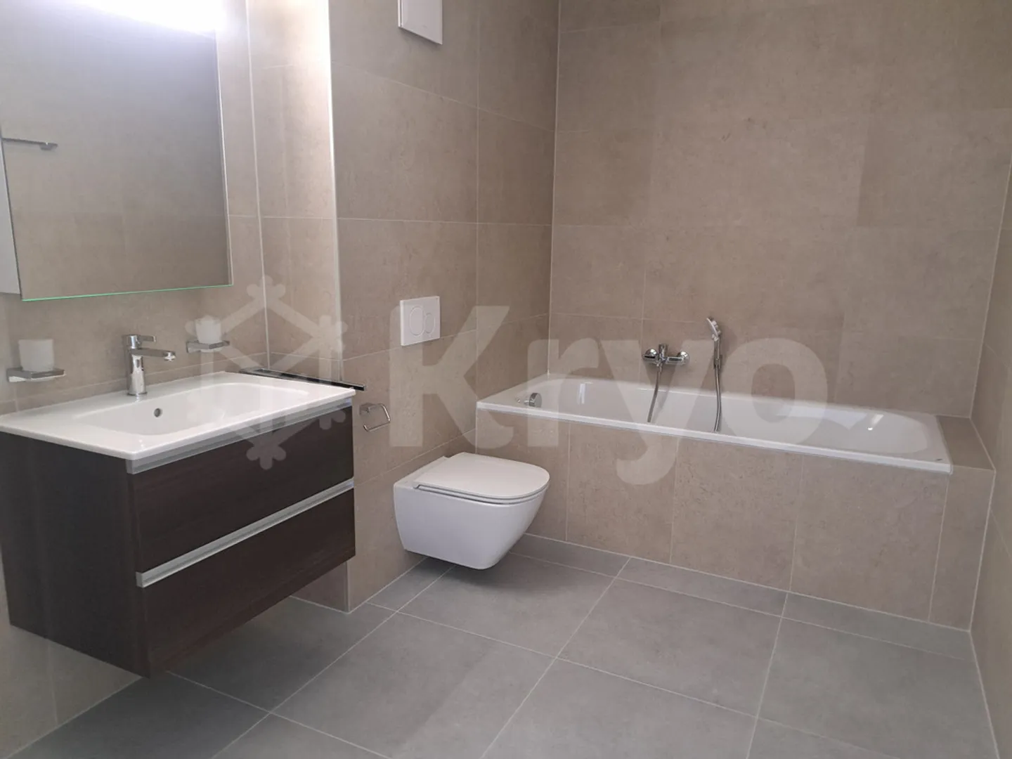 Appartement Rez-de-Chaussée avec Jardin - Photo 7 sur 8