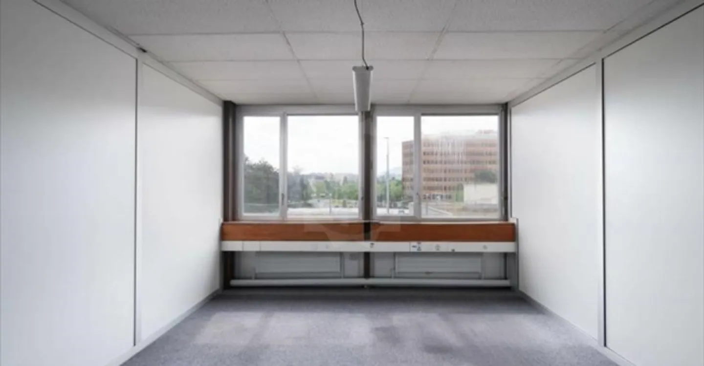 Bureau à louer - Photo 4 sur 5