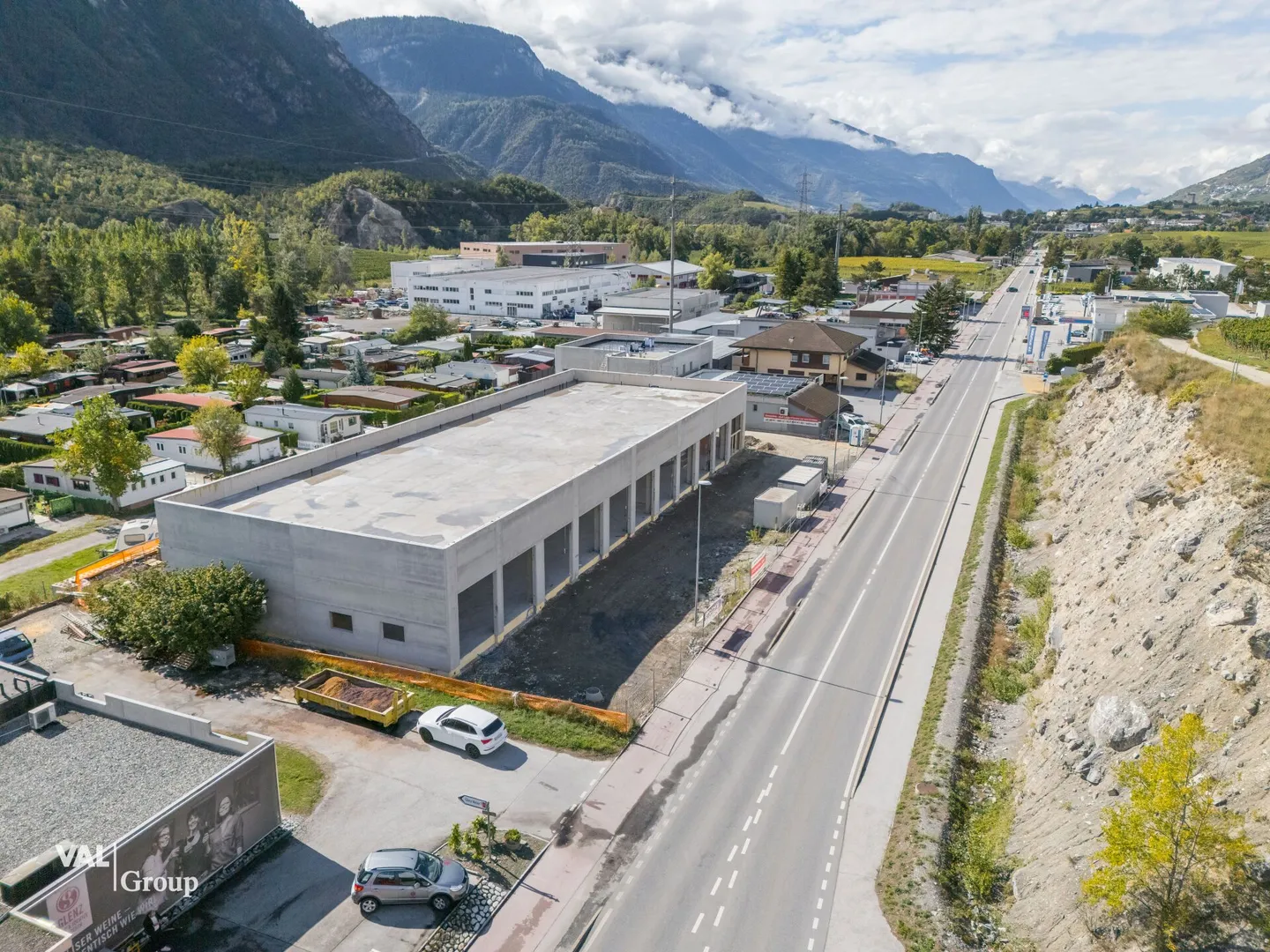 Votre espace de stockage/commercial idéal à Salgesch - Flexible, moderne et polyvalent - Photo 2 sur 7