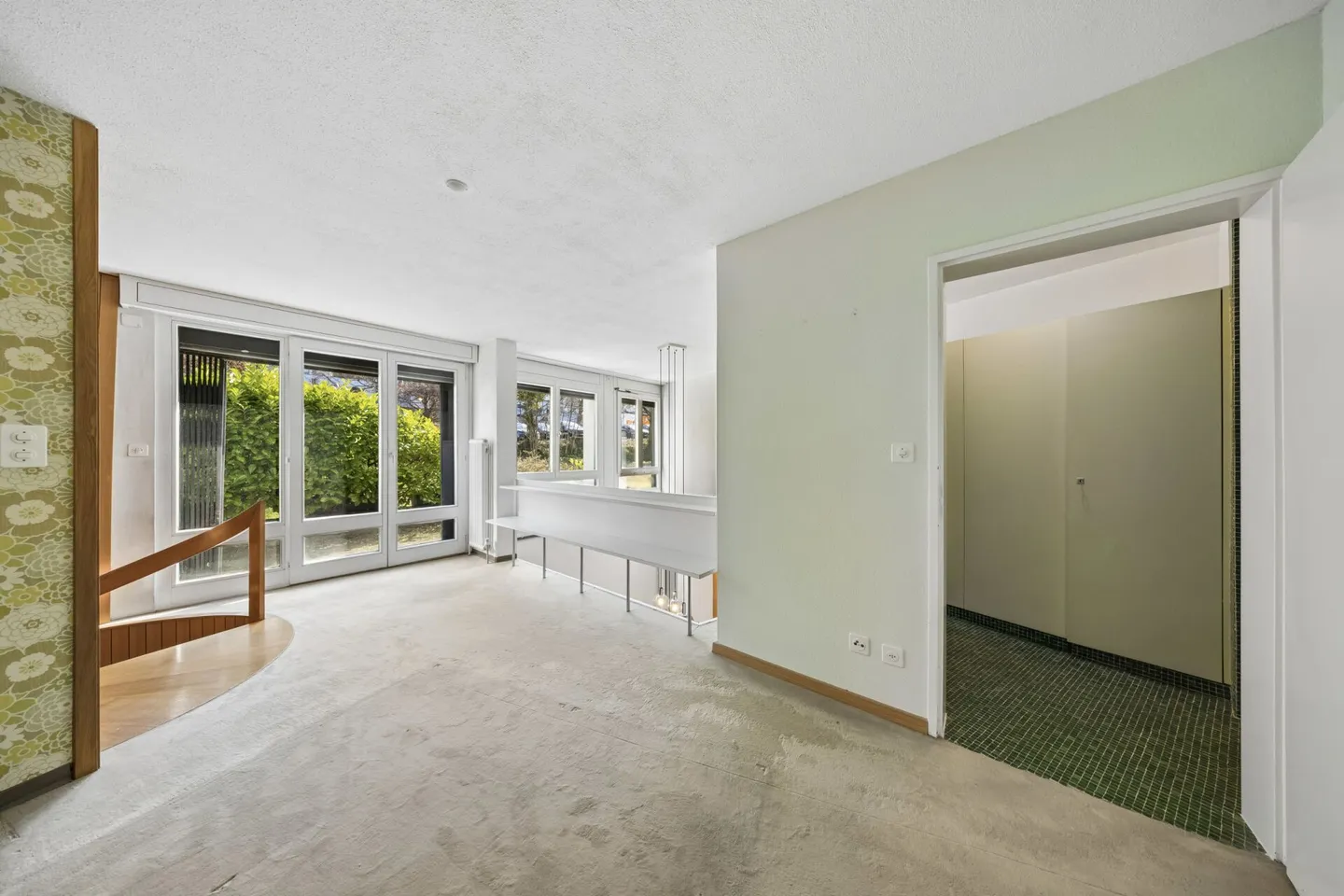 Spacious 3.5-room duplex apartment with renovation potential - Photo 8 of 13