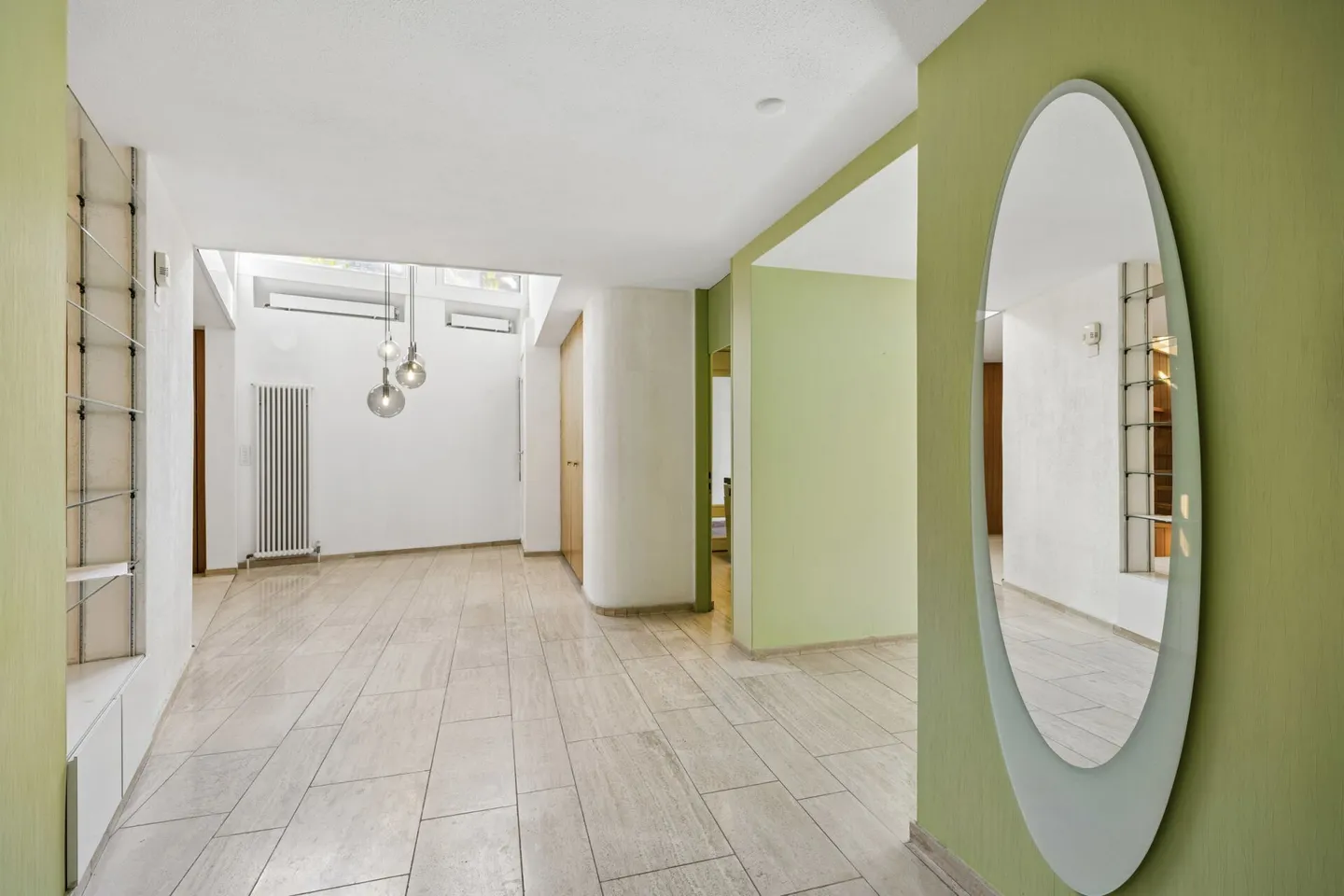 Spacious 3.5-room duplex apartment with renovation potential - Photo 3 of 13