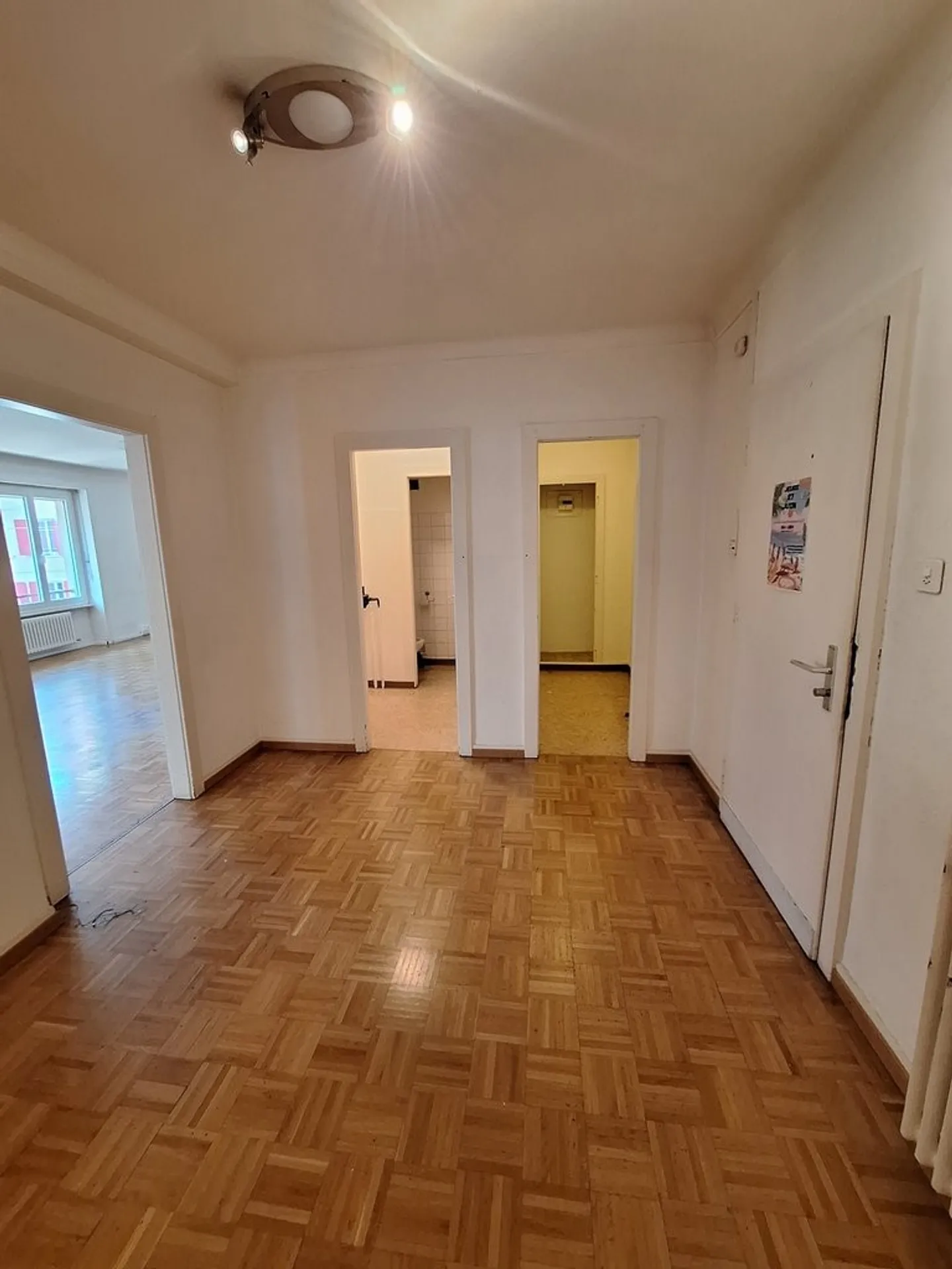 4' zu Fuß von der Place Chauderon! - Foto 2 von 6