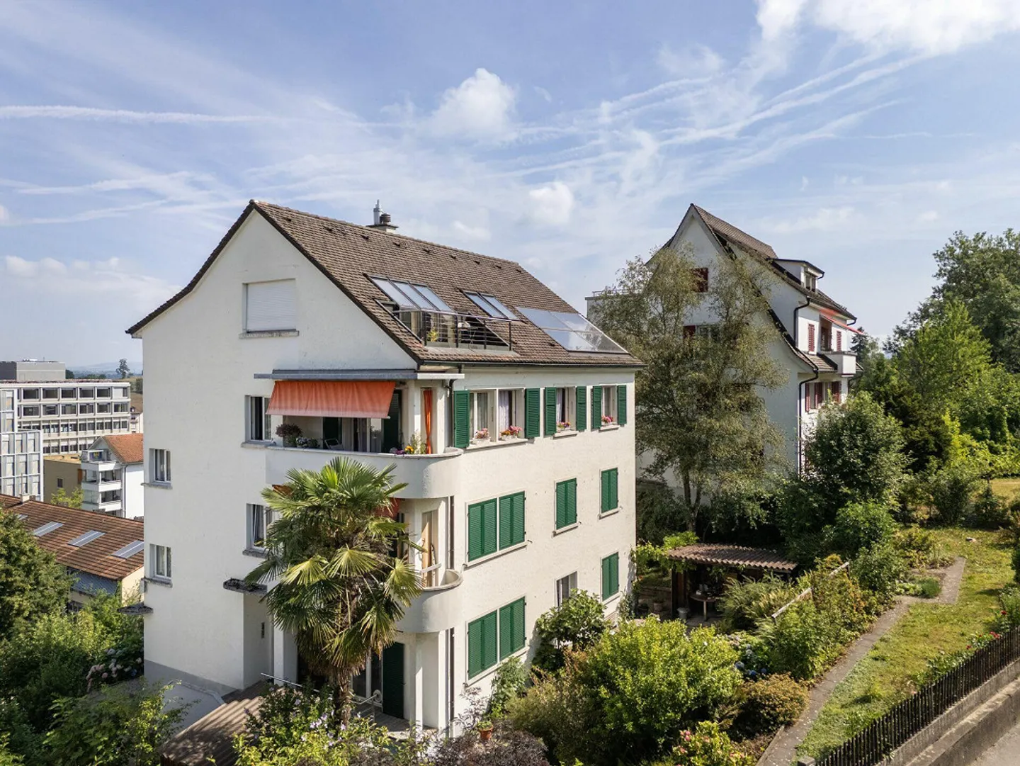 Appartamento 3.5 locali con potenziale in una posizione ambita nel quartiere di Bramberg - Foto 1 di 8