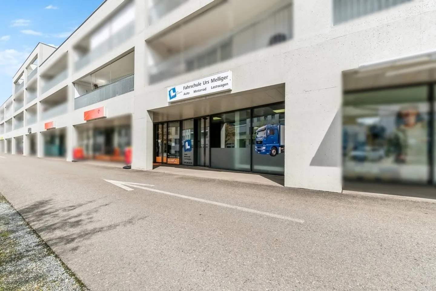Attraktive Ladenfläche direkt am Bahnhof zu vermieten! - Foto 2 von 9