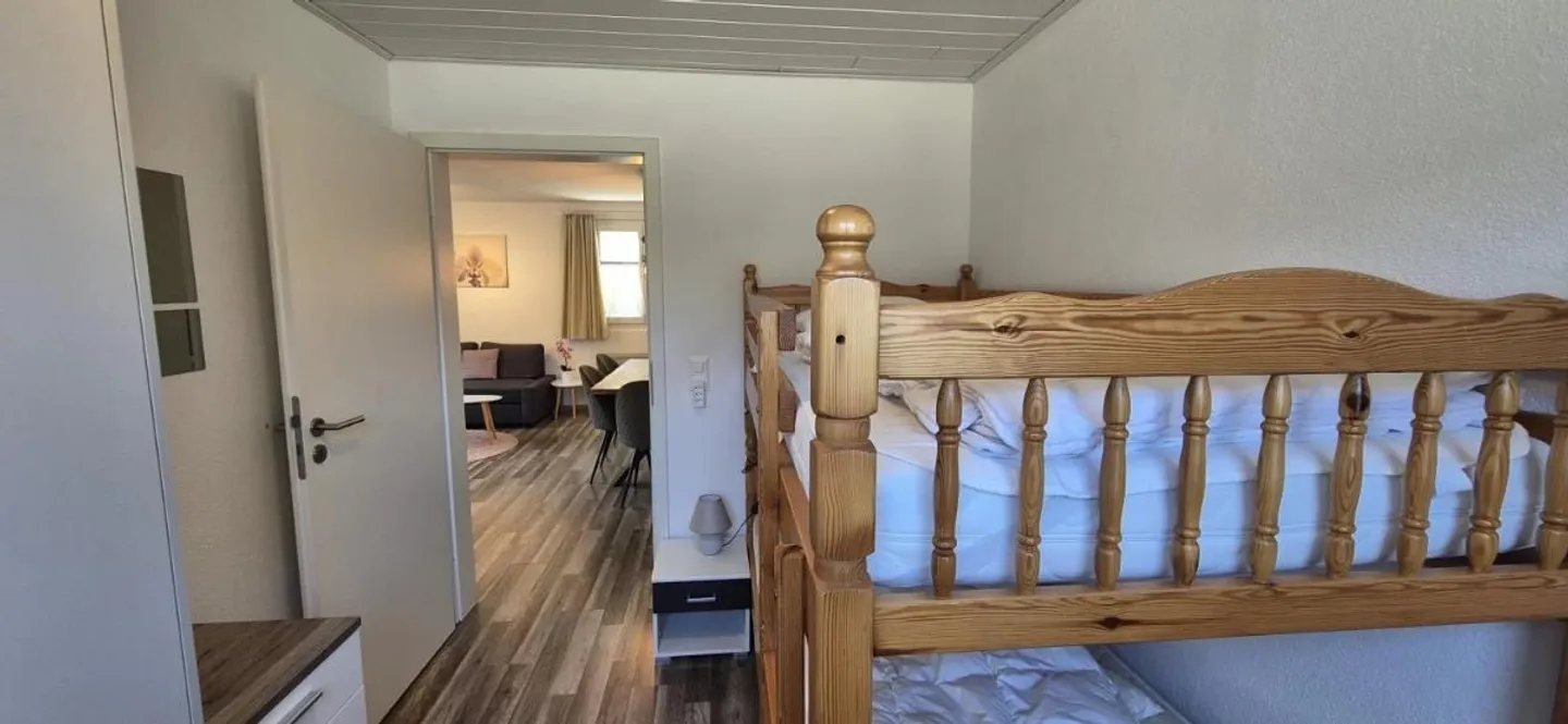 Semi-detached house for sale - Photo 6 of 10