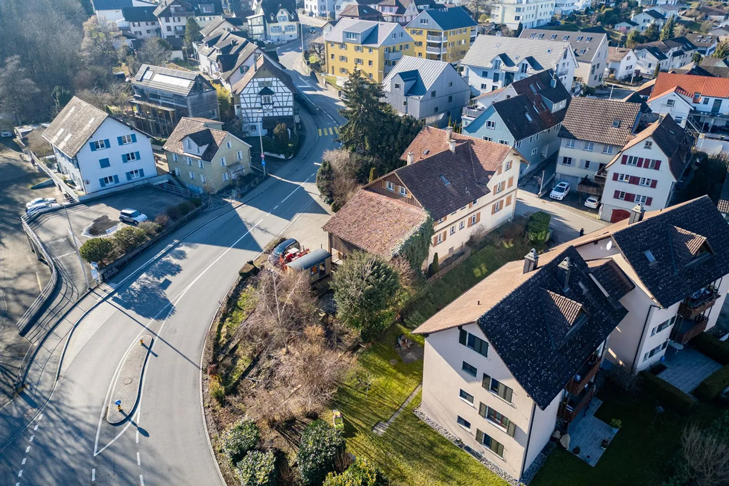 Vielseitige Liegenschaft mit Potenzial - Foto 4 von 18