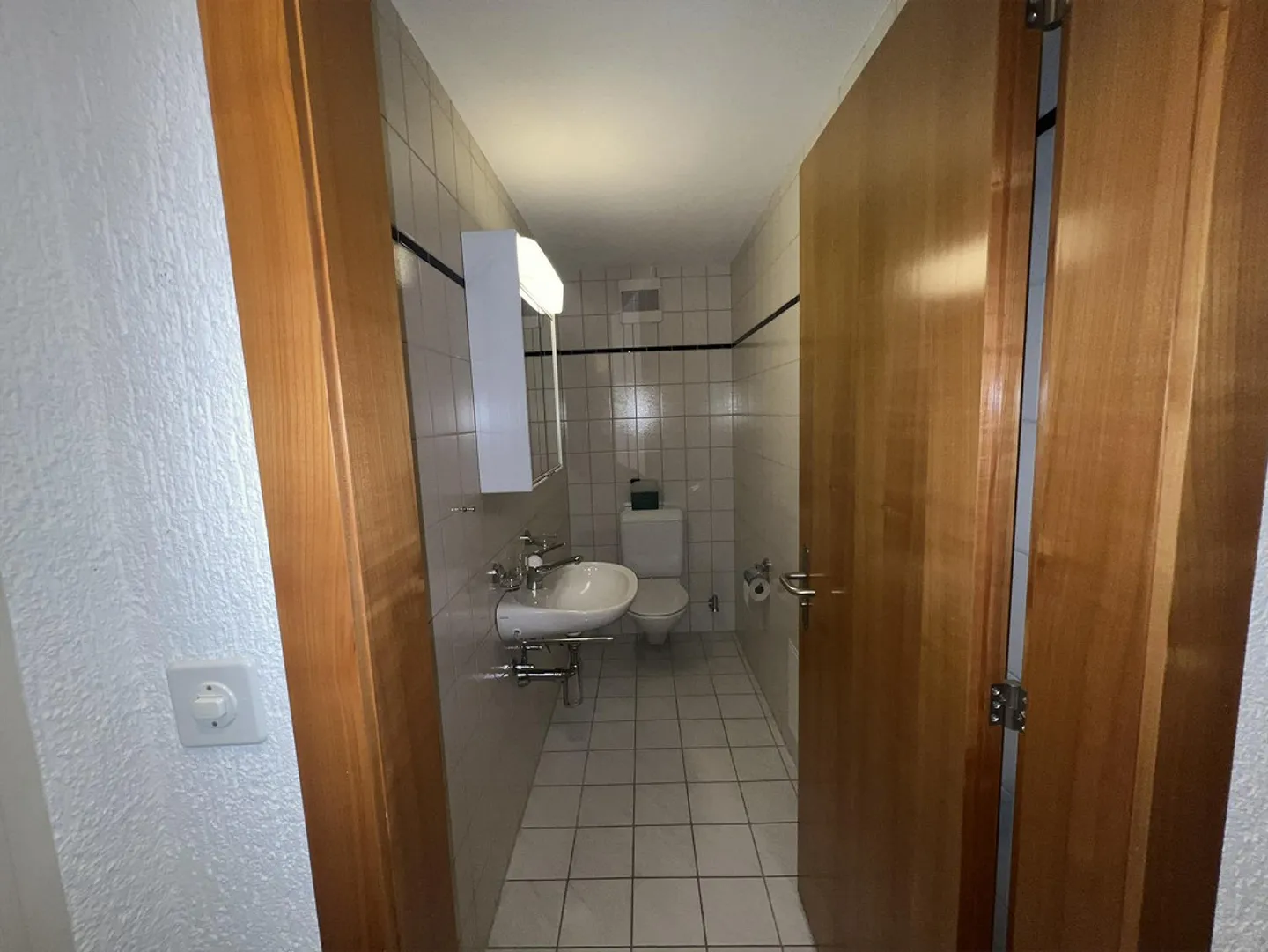 Espace de service/commercial polyvalent - Photo 6 sur 8