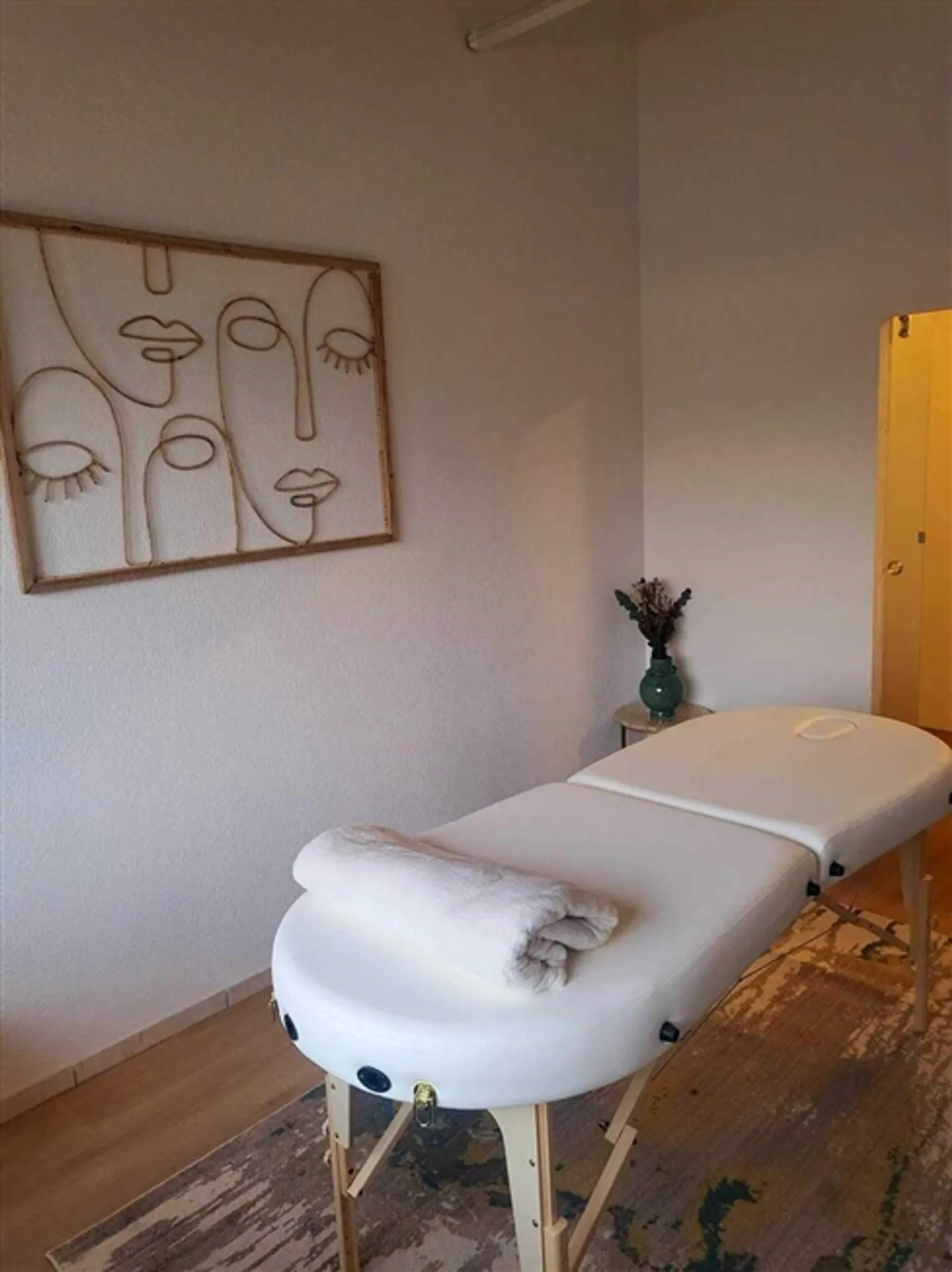 Chambre entièrement équipée à louer - Photo 2 sur 3