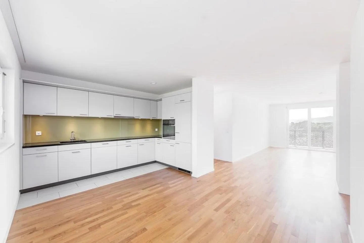RENT WITHOUT DEPOSIT - Modern apartment seeks new tenants in Brugg - Photo 2 of 9