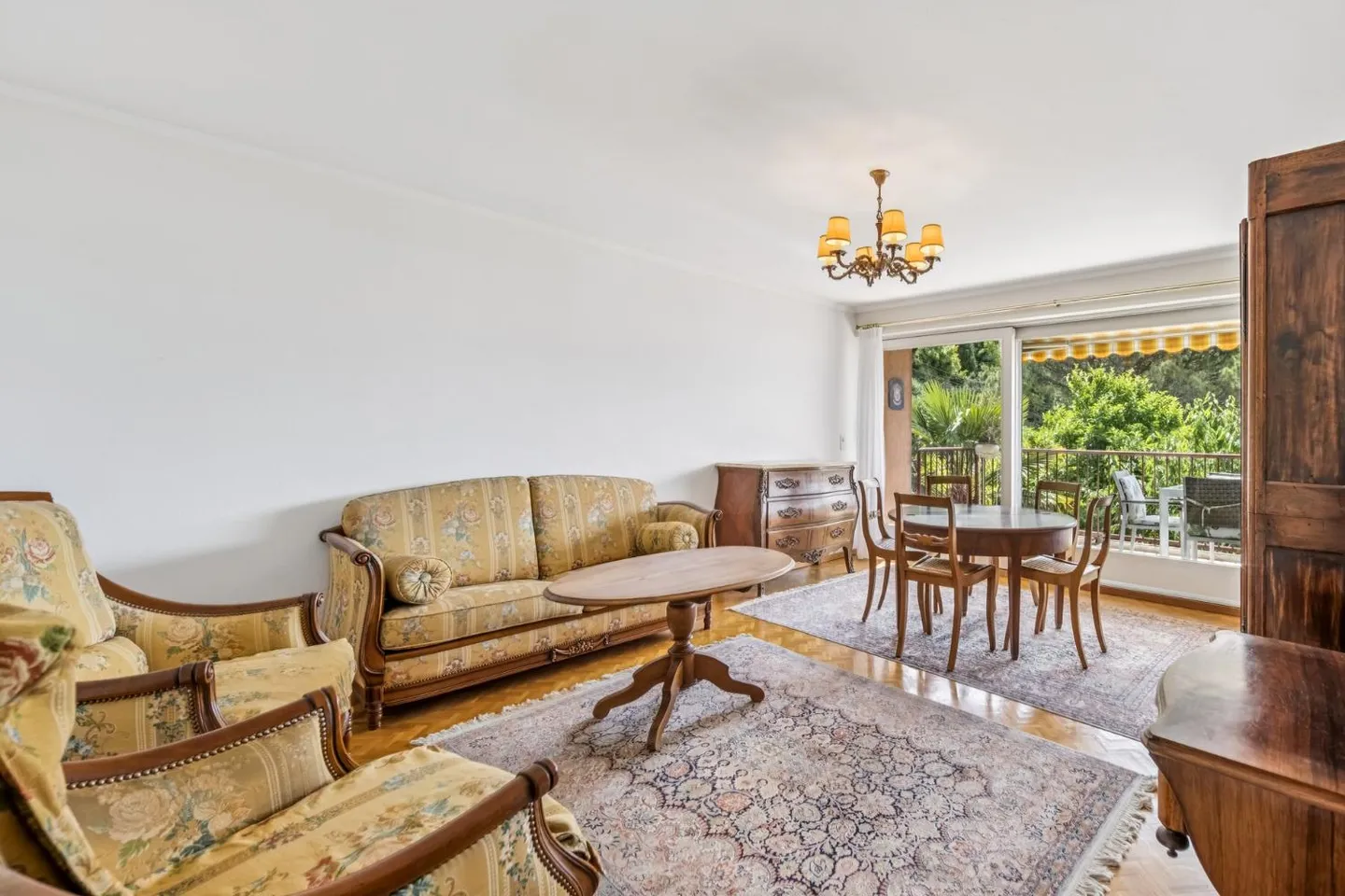 Posizione ideale per questo affascinante appartamento di 3,5 stanze con vista sul lago - Foto 5 di 12