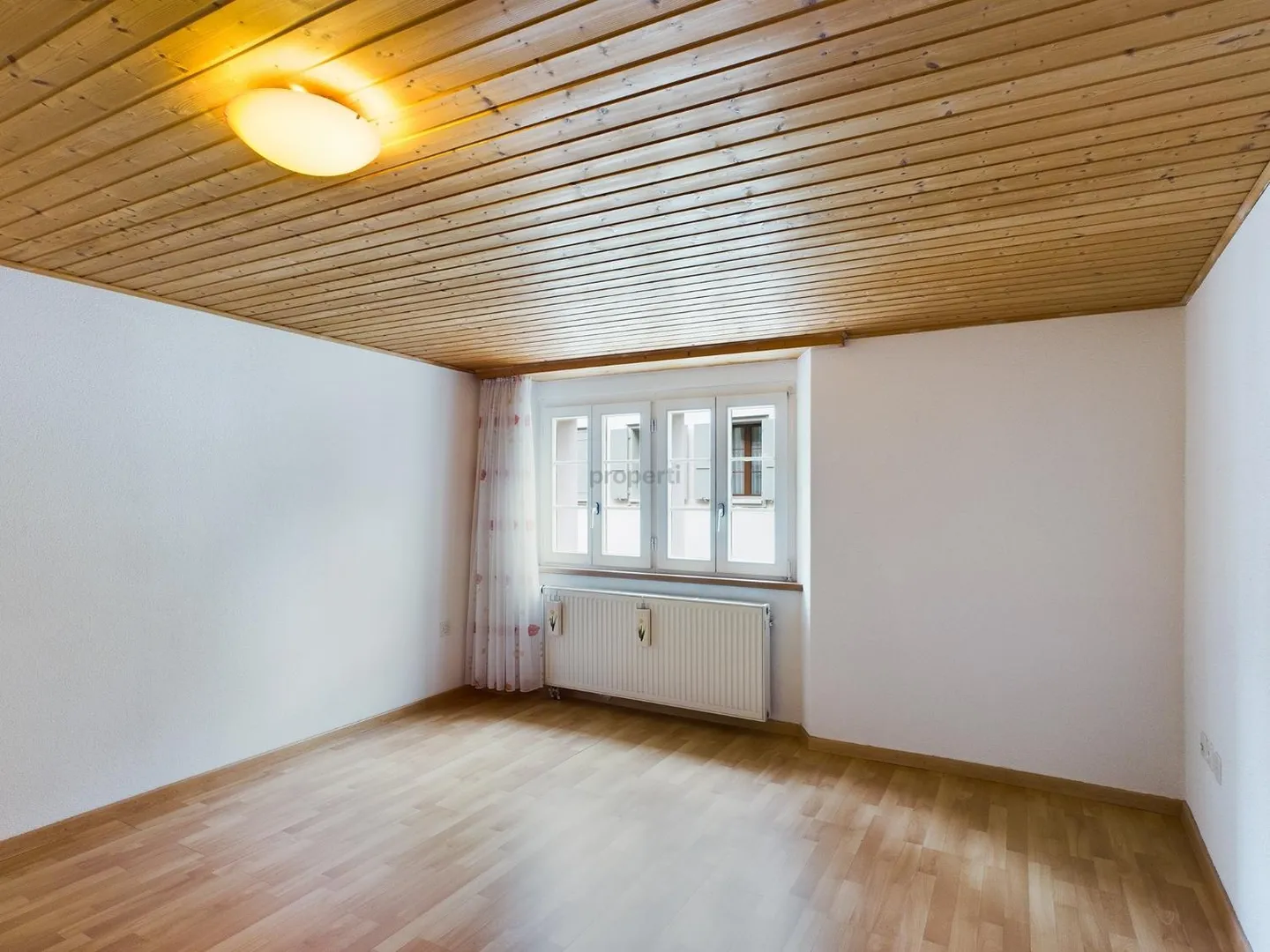 4.5 Room Apartment - Photo 6 of 11