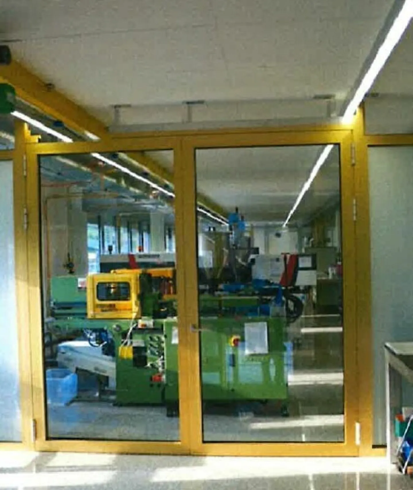 Gewerberendite Perle im steuergünstigen Kanton Schwyz - Foto 2 von 2