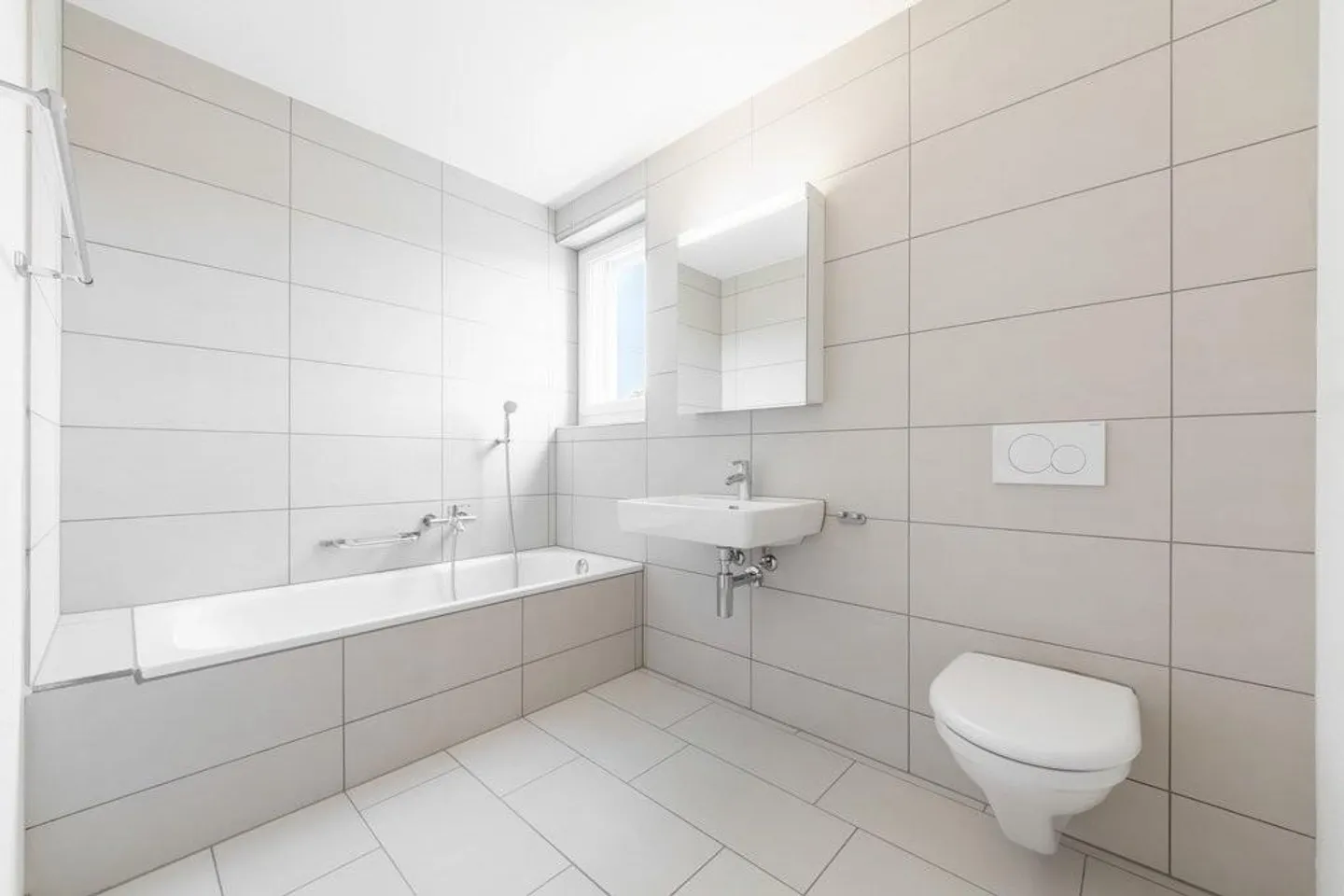 RENT WITHOUT DEPOSIT - Modern apartment seeks new tenants in Brugg - Photo 3 of 9