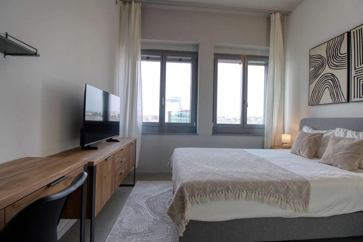Coliving progettato per la concentrazione, la comunità e il comfort a Renens - Foto 3 di 29