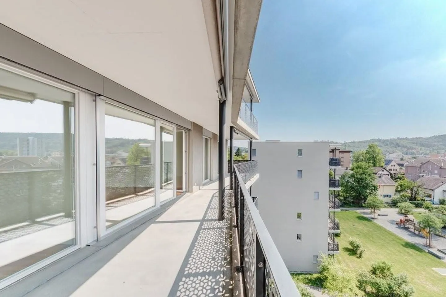 RENT WITHOUT DEPOSIT - Modern apartment seeks new tenants in Brugg - Photo 8 of 9