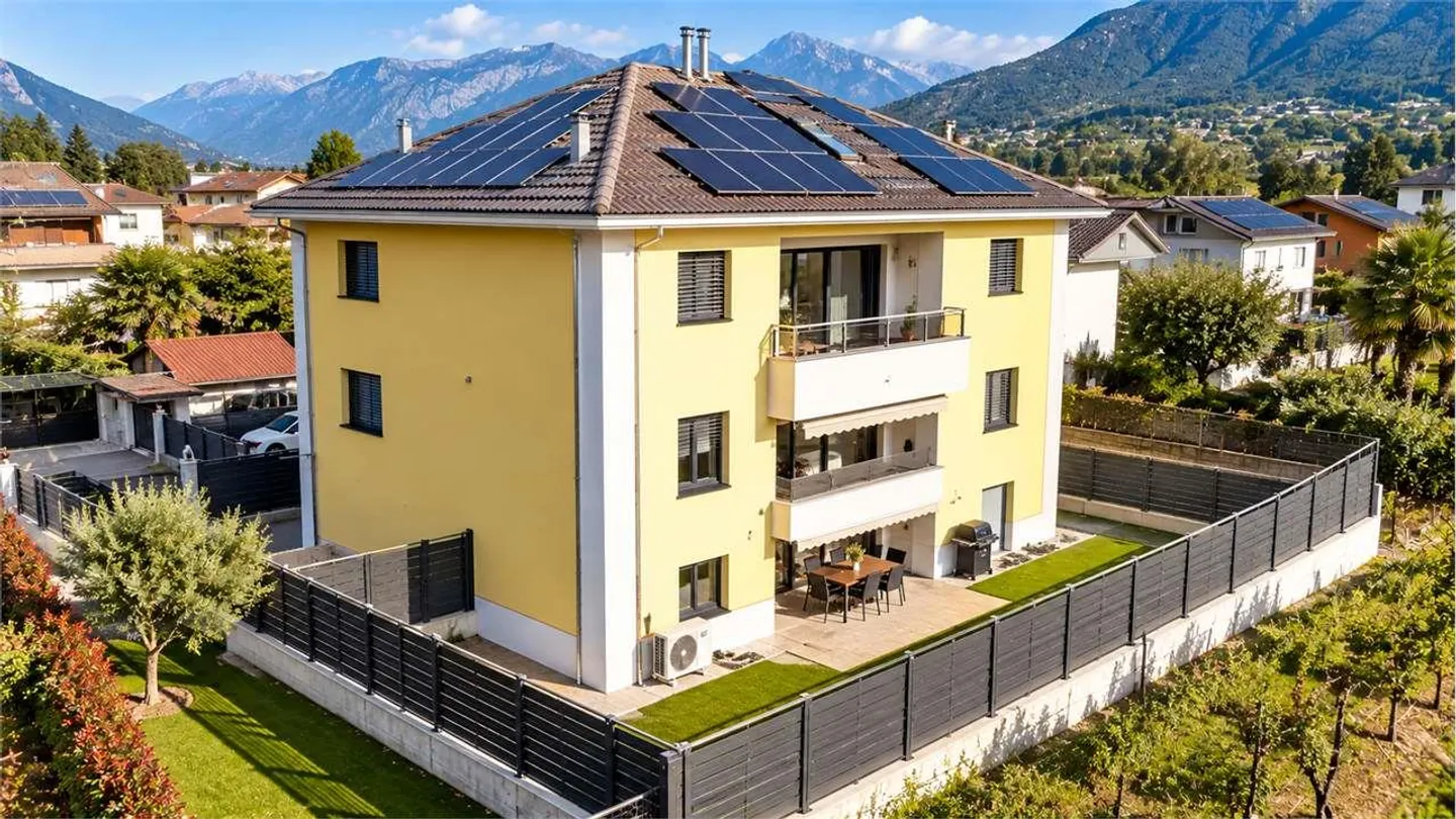 Casa plurifamiliare con comfort - Foto 1 di 13
