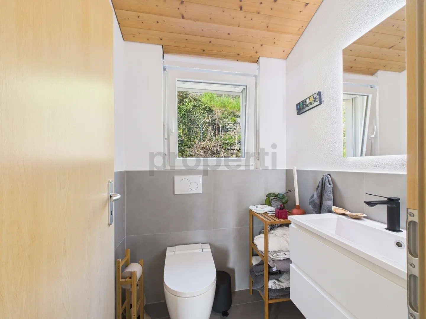 House on the Hill with Panoramic View of Lake Maggiore - Photo 11 of 13