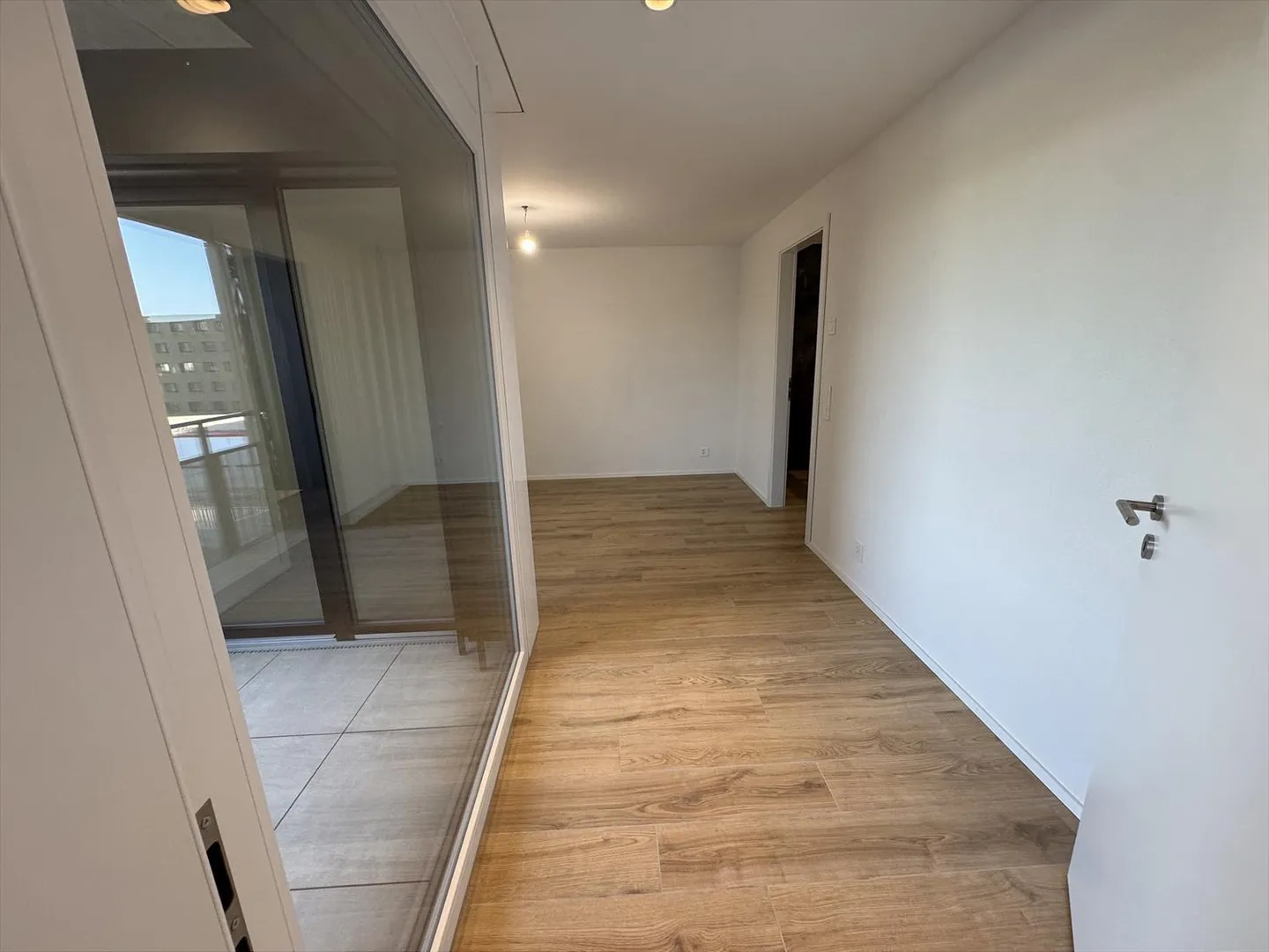 05589 - Appartamento 4½ stanze - IMP. CHAMP-RIOND 8 - MATRAN - Foto 4 di 11