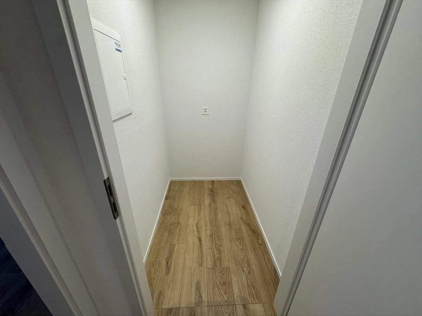 05589 - Appartamento 4½ stanze - IMP. CHAMP-RIOND 8 - MATRAN - Foto 6 di 11