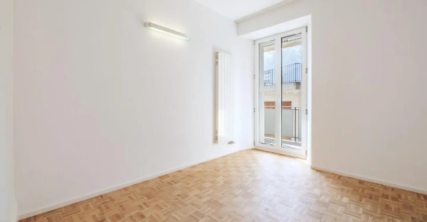 Charming, renovated 4.5-room old apartment with beautiful garden - Photo 6 of 12