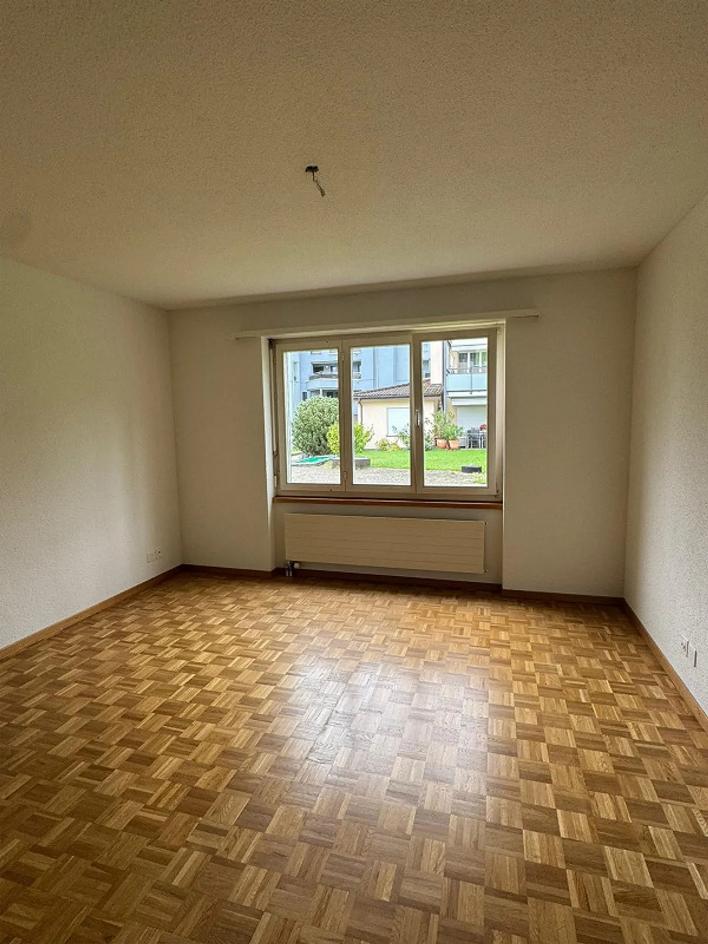 Cozy 3.5-room apartment with garden seating area in Malters - Photo 4 of 7