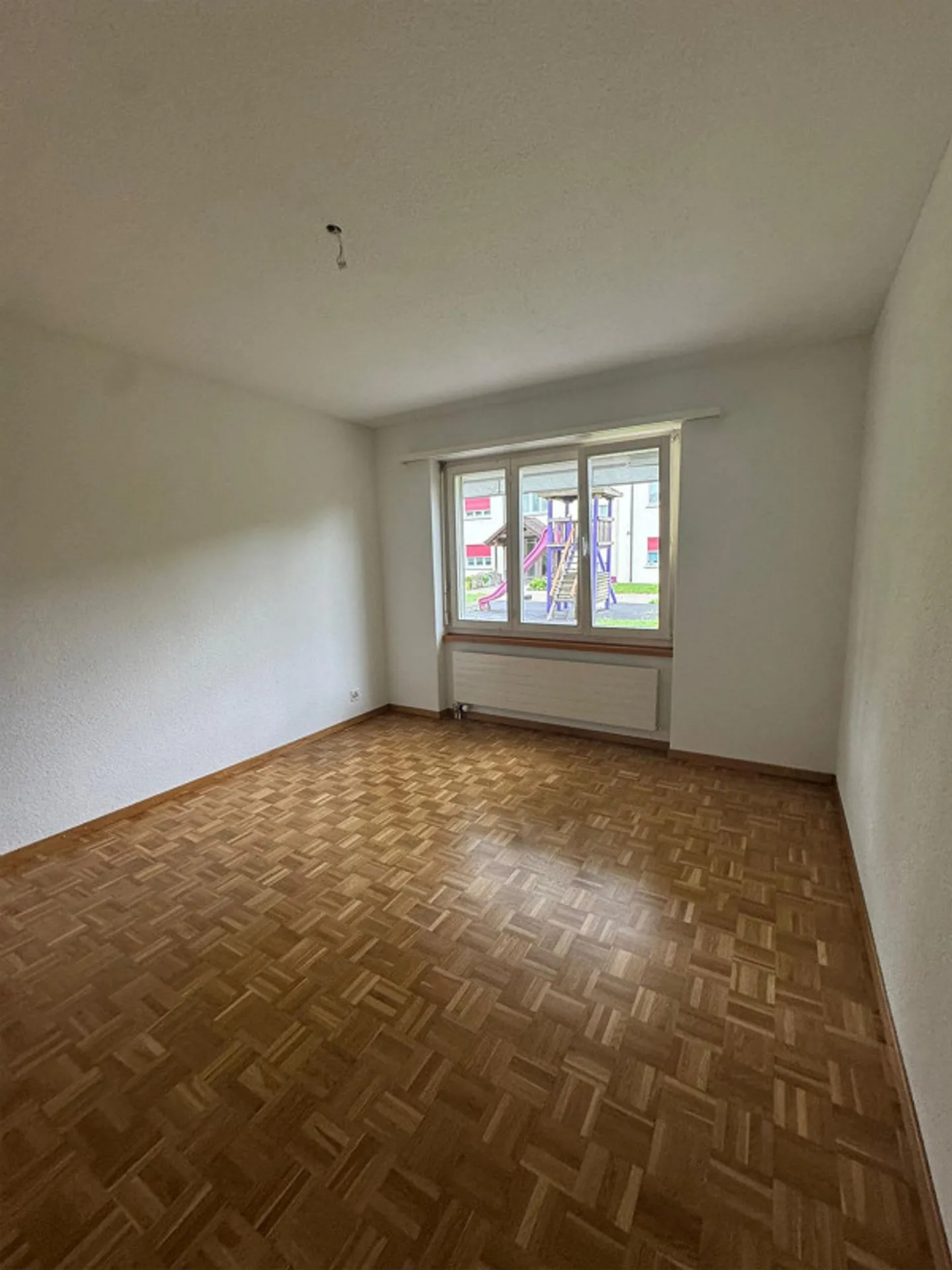 Cozy 3.5-room apartment with garden seating area in Malters - Photo 5 of 7