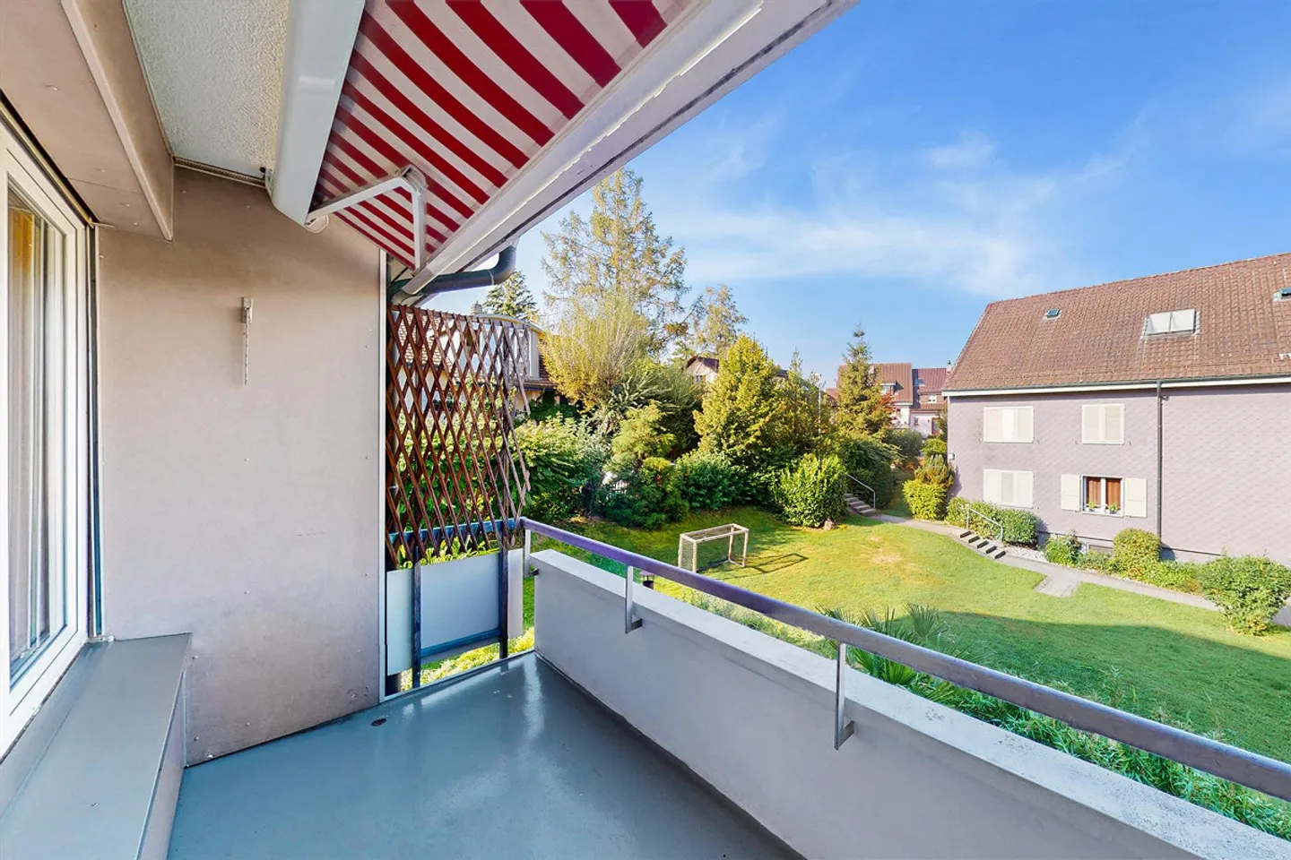 Appartamento moderno in una bella posizione collinare - Foto 9 di 9