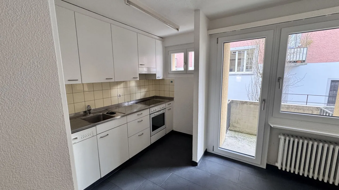 Appartamento centrale di 3,5 stanze nel quartiere Maihof al 2° piano - Foto 2 di 11