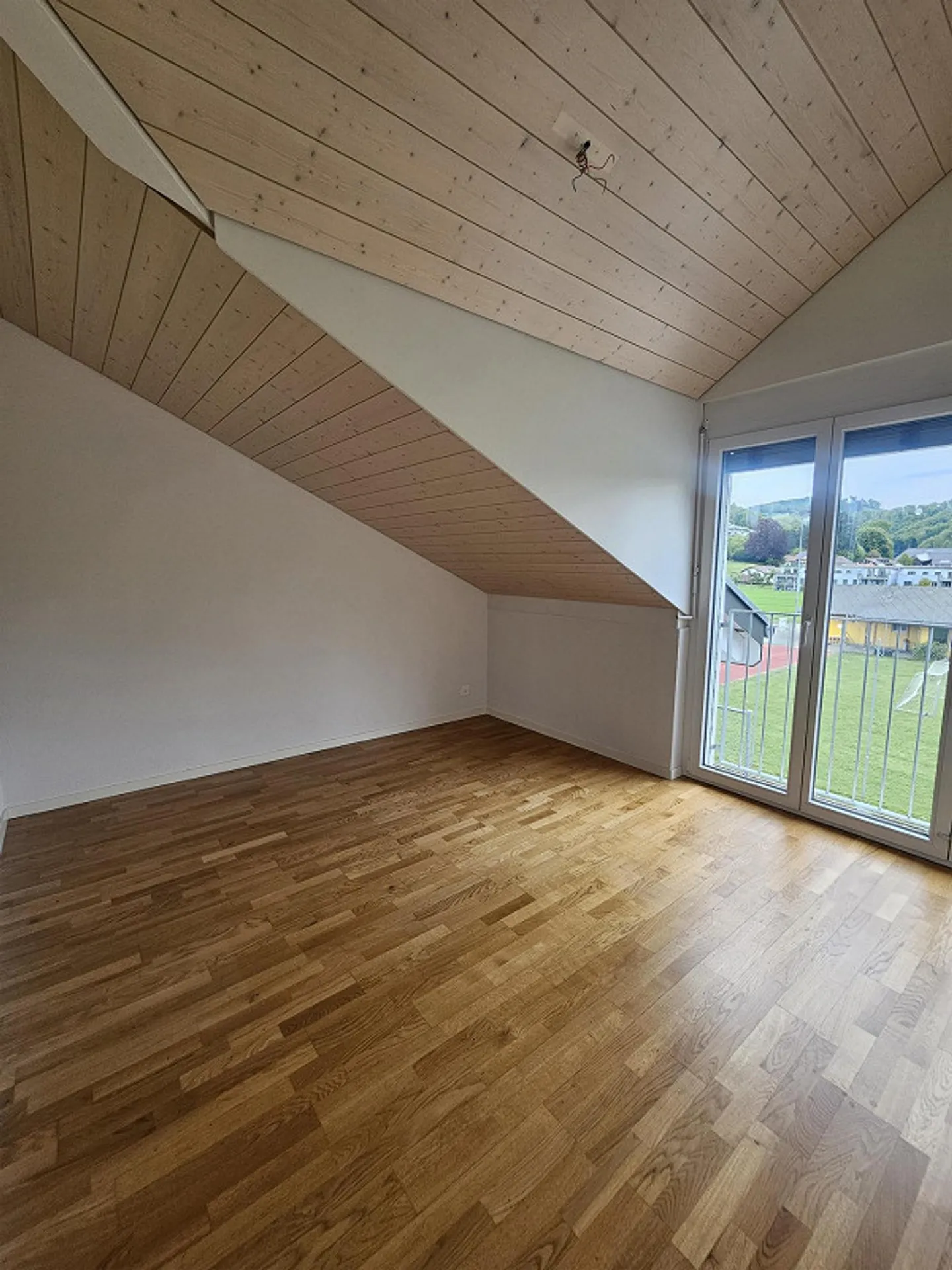 Your new home: Sunny 4.5-room penthouse apartment - Photo 7 of 10