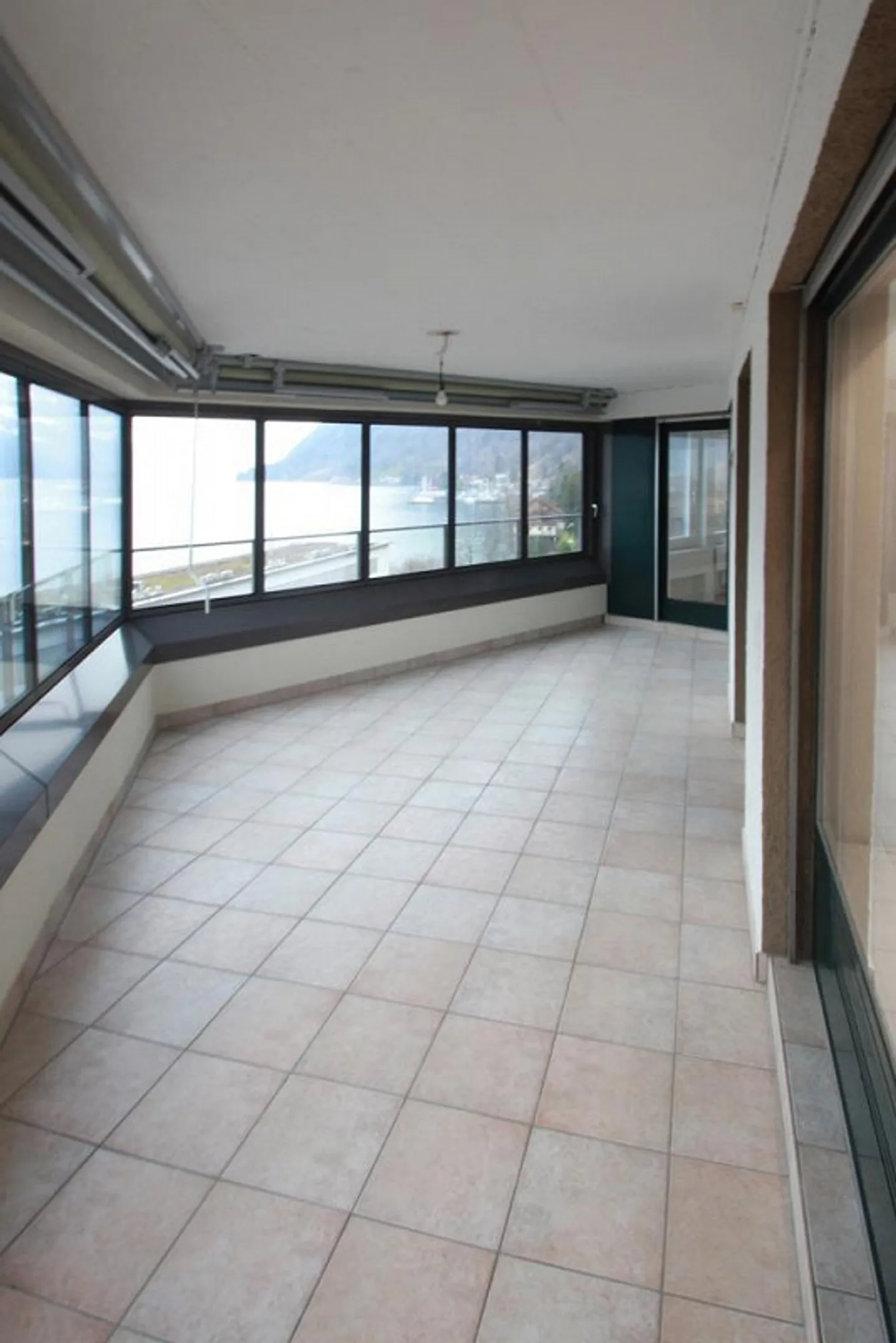 Appartamento 4.5 stanze con vista da sogno - Foto 6 di 7