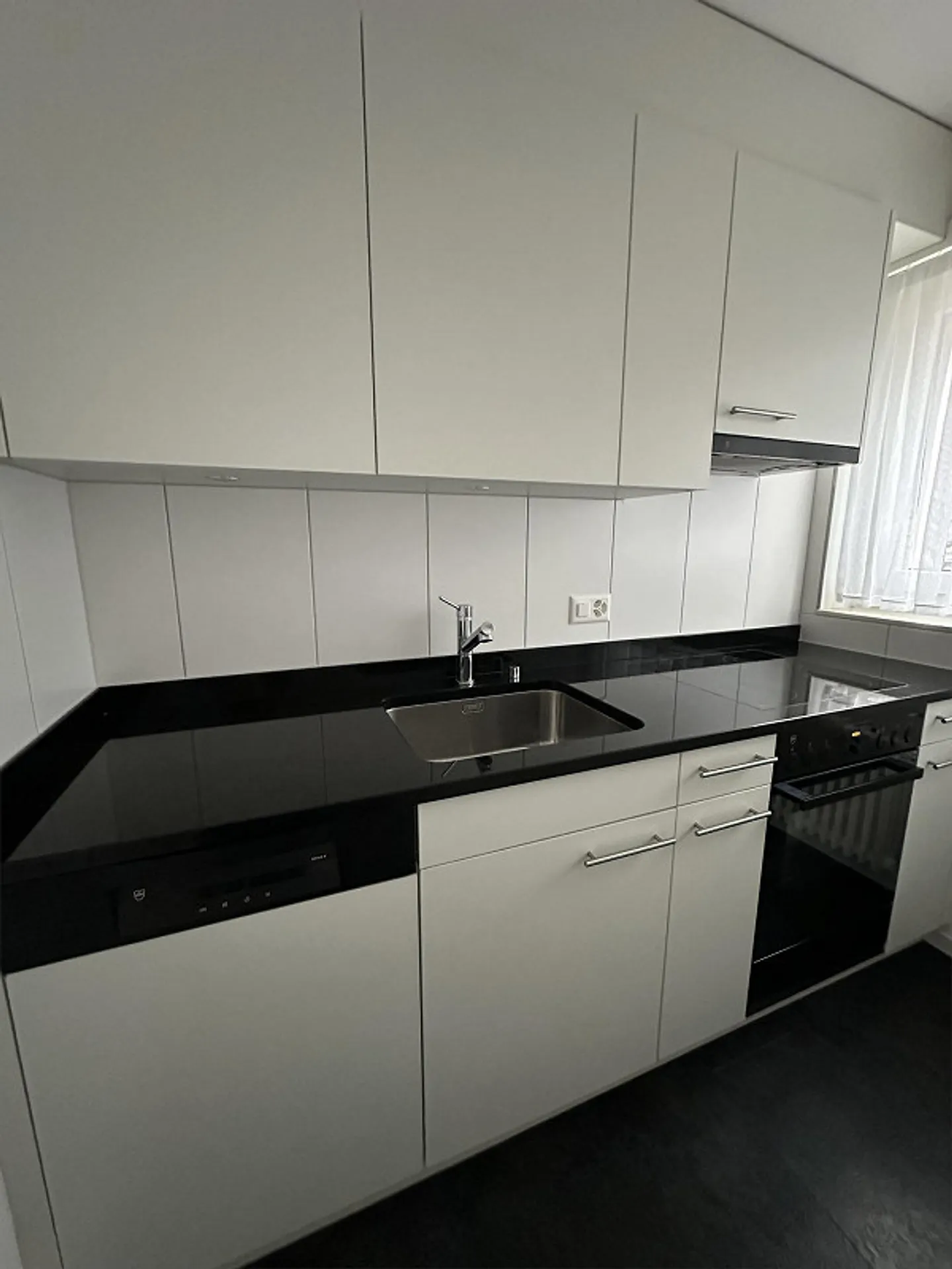 Charmante 3.5 Zimmer Wohnung - Foto 3 von 14