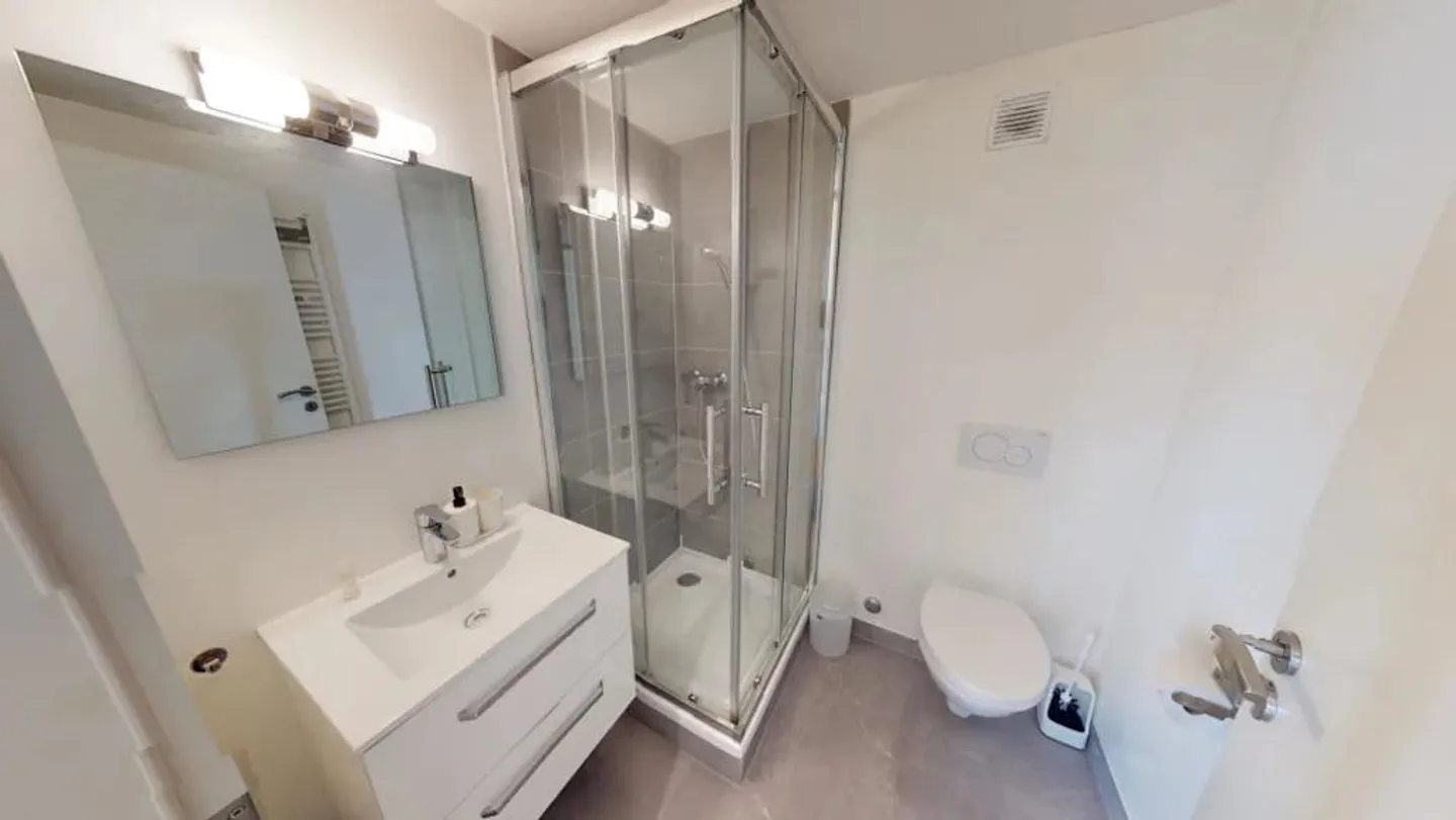 Offre limitée ! Vue sur le toit et emplacement central : Appartement 1 chambre à Lausanne - Photo 5 sur 8