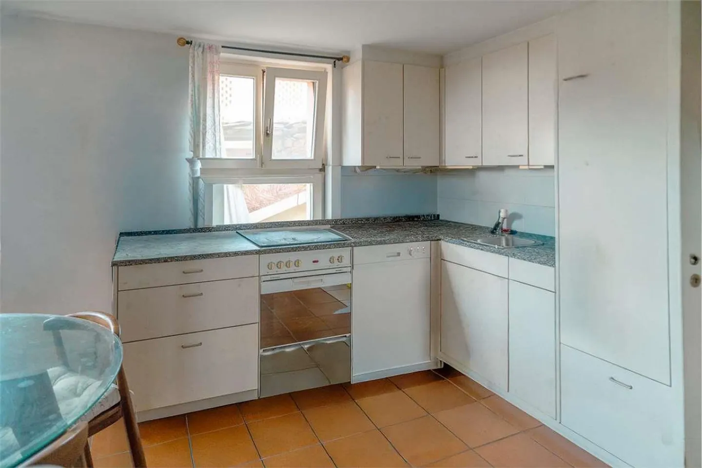 Propriété multifamiliale avec des espaces polyvalents à Breno - Photo 10 sur 13