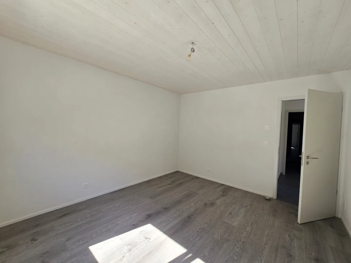 New Row House / 199 m2 and 847 m3 / Martigny / Ref. 10242565 - Photo 13 of 13