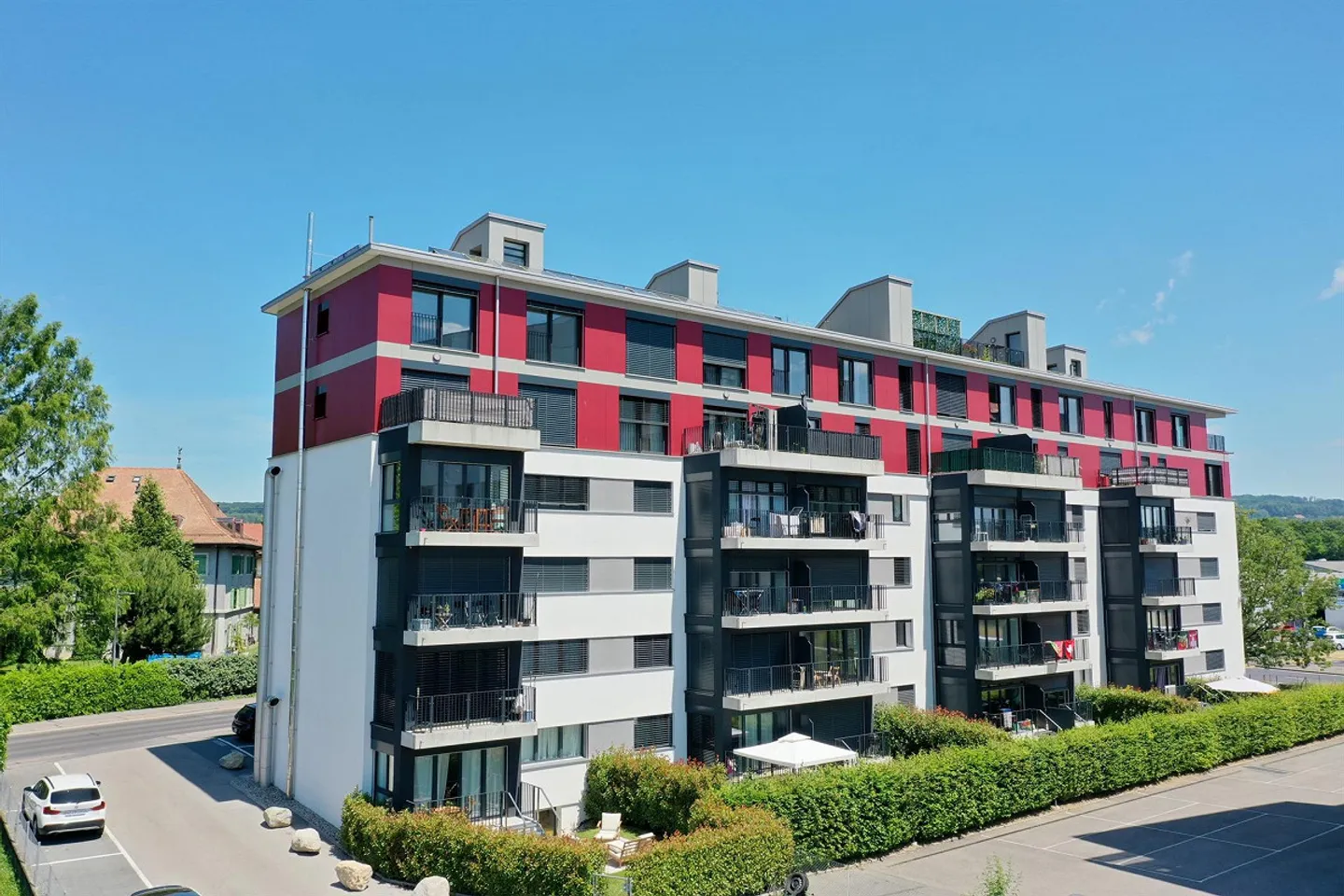 Appartement moderne avec terrasse - Photo 1 sur 2