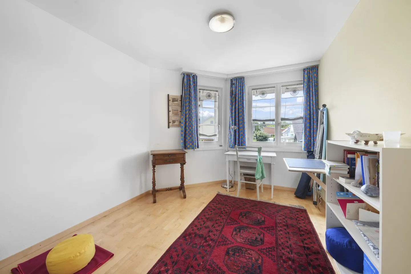 Maison de coin familiale, située au centre et au calme, avec beaucoup d'espace et une réserve de construction - Photo 39 sur 66