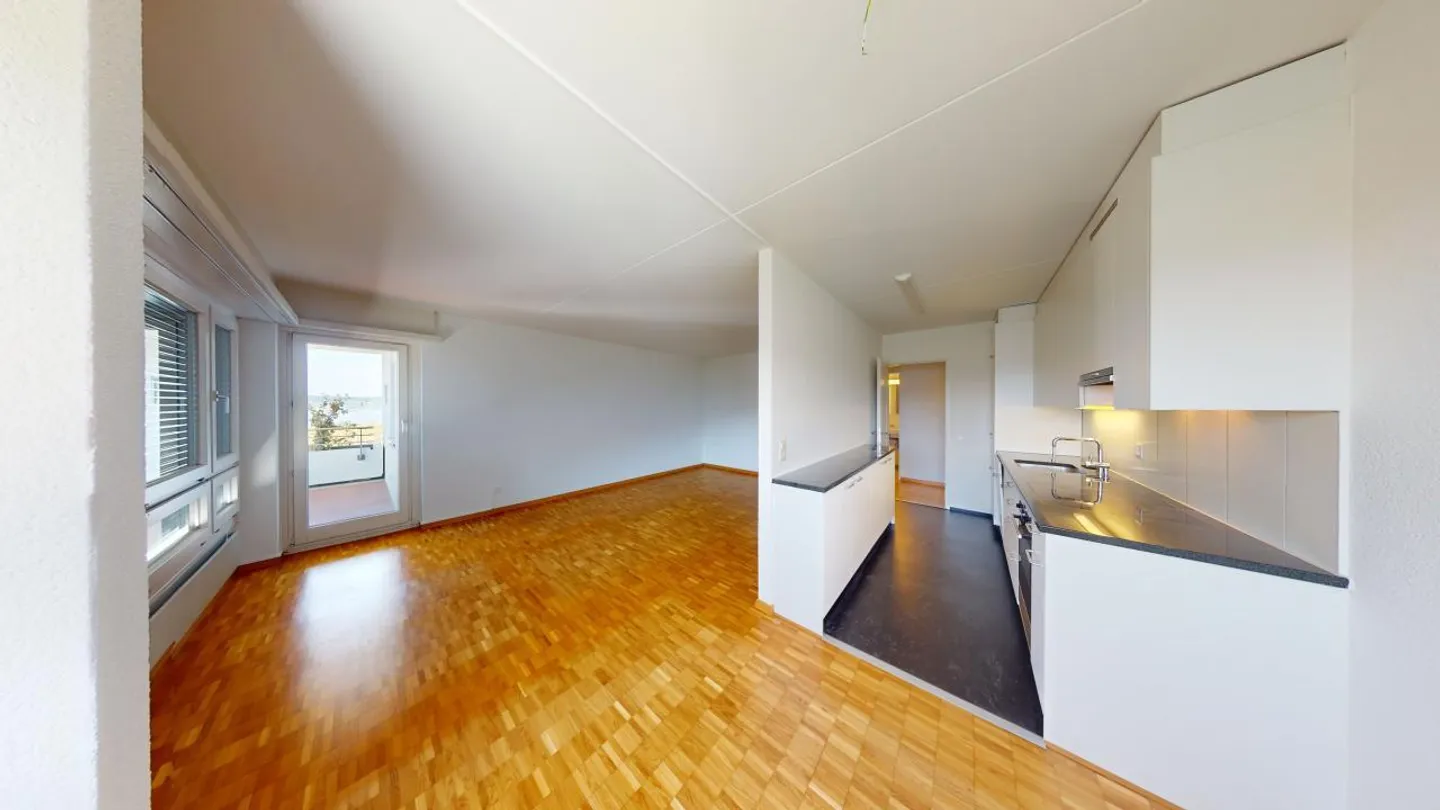 In the heart of the tax-friendly Pfäffikon SZ with great lake view! - Photo 5 of 12