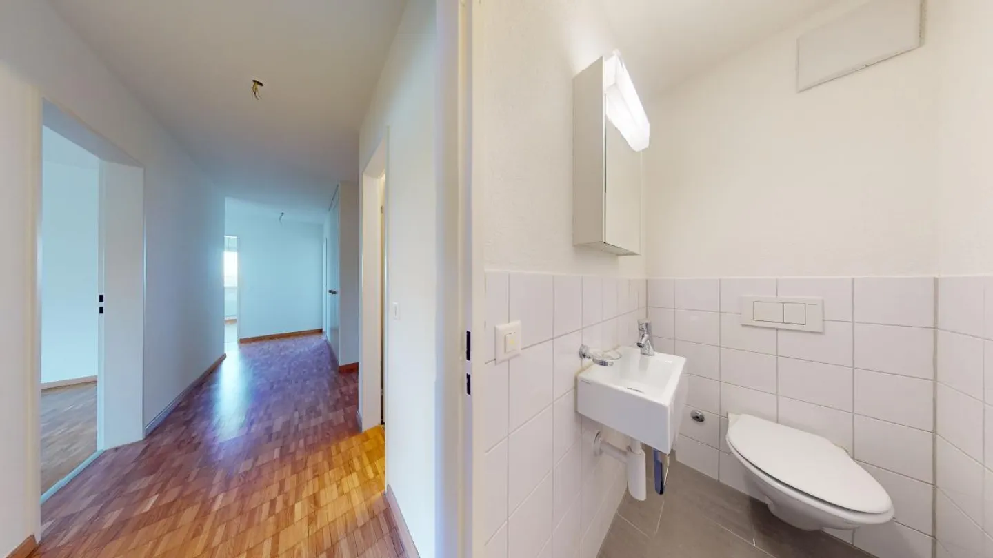 In the heart of the tax-friendly Pfäffikon SZ with great lake view! - Photo 11 of 12