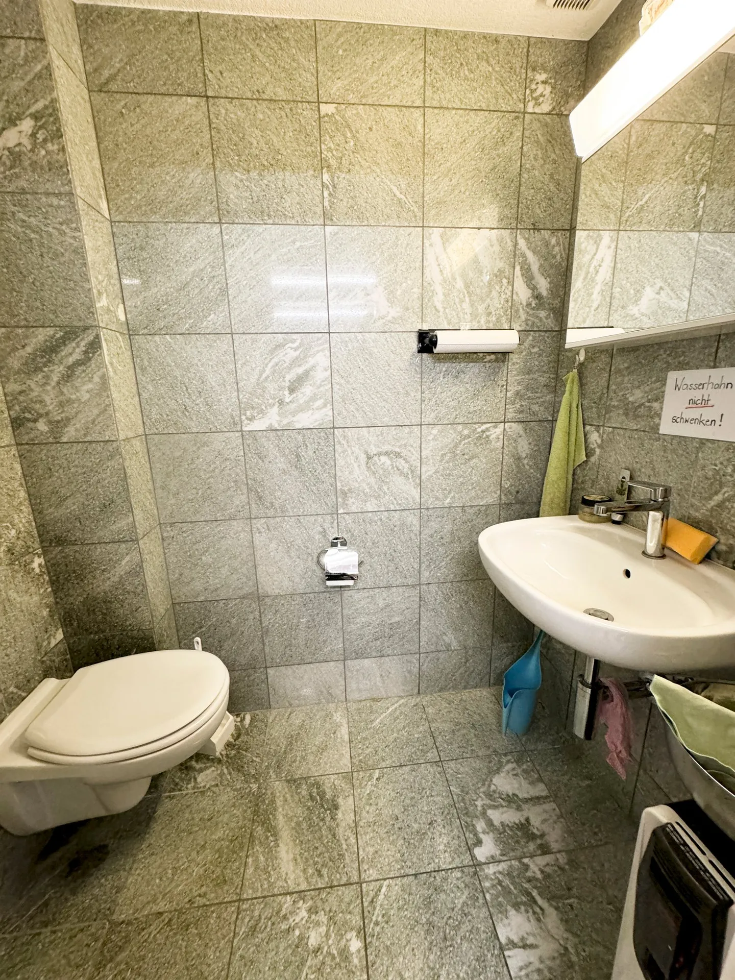 grosse Ladenfläche in Schaffhausen in charmantem Erker-Altstadthaus - Foto 11 von 12