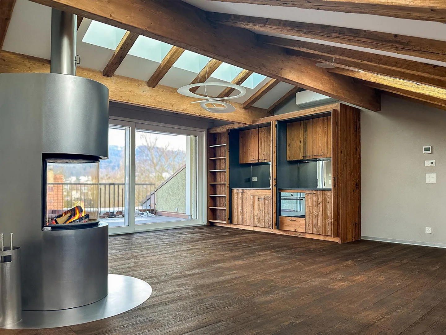 Charmante Loftwohnung mit Balkon - Foto 2 von 6