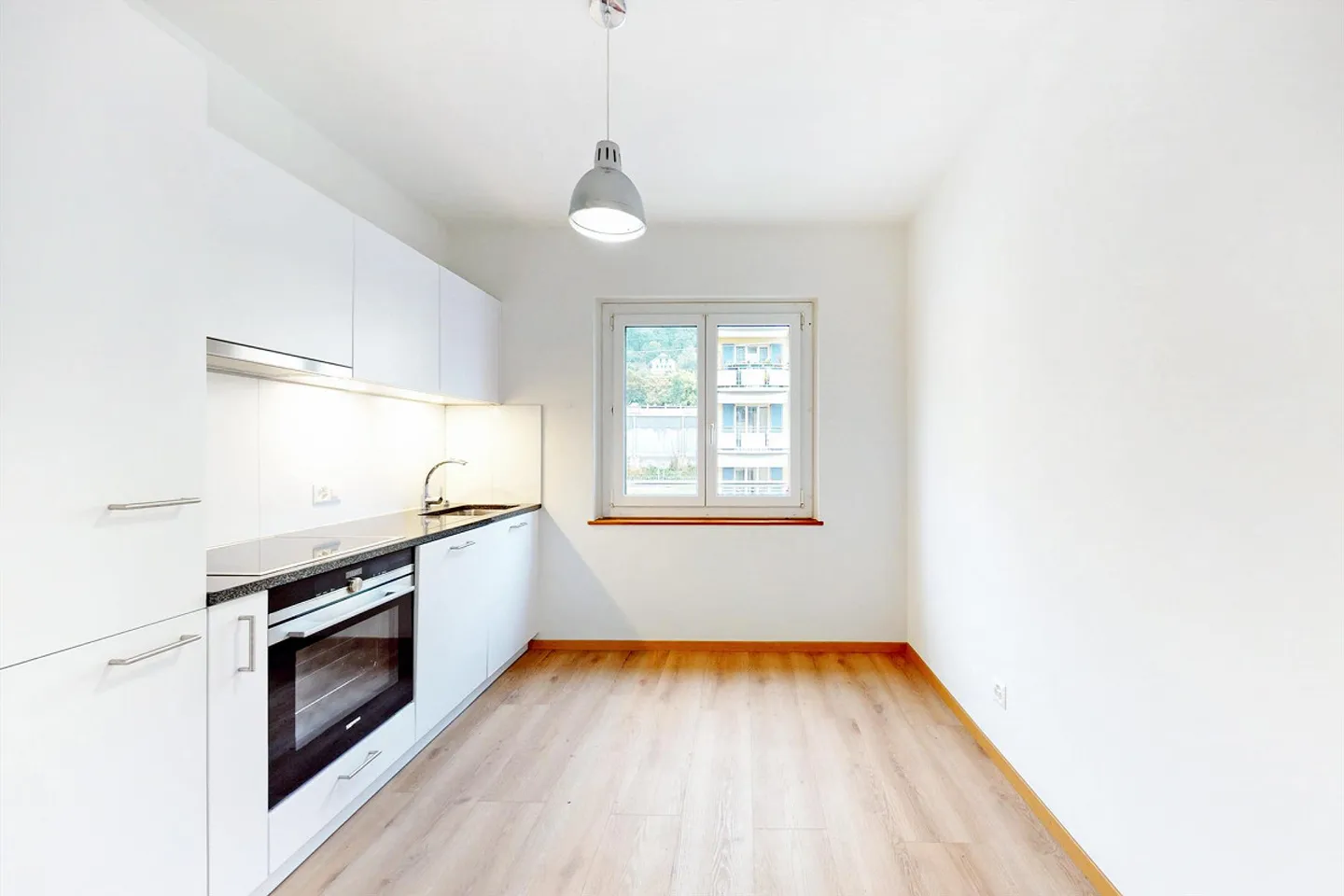 Appartement ensoleillé à Neuchâtel - Photo 3 sur 13