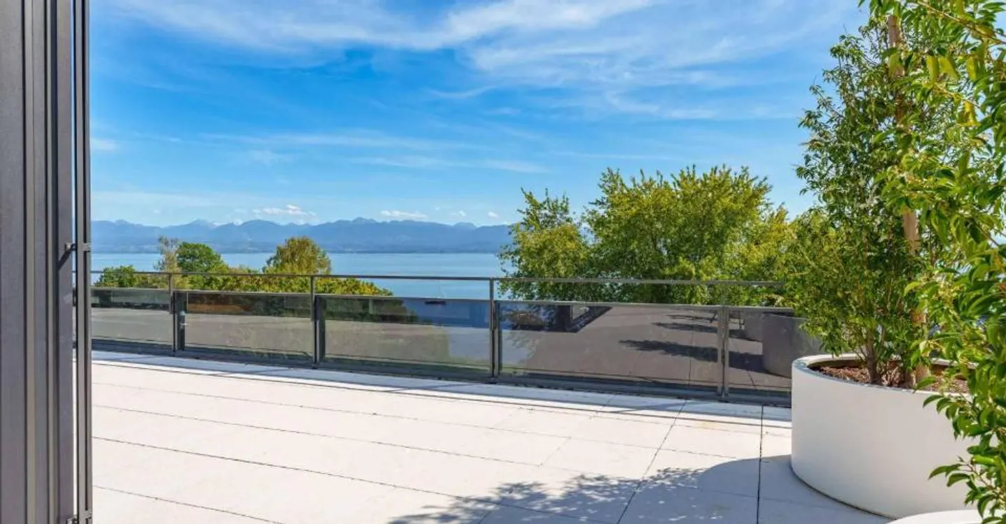 Attico Contemporaneo con Rooftop - Foto 1 di 13