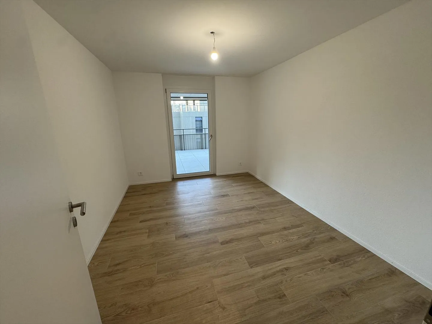 05593 - Appartement 4½ pièces - IMP. CHAMP-RIOND 8 - MATRAN - Photo 3 sur 11