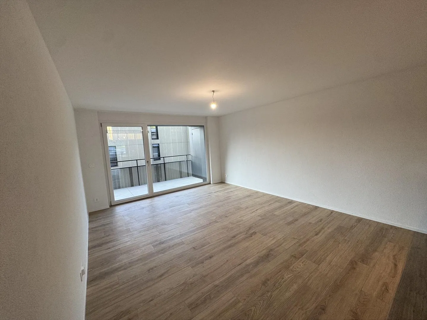 05593 - Appartement 4½ pièces - IMP. CHAMP-RIOND 8 - MATRAN - Photo 10 sur 11