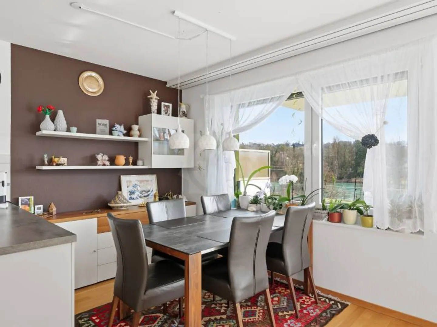 Appartement Charmant avec Vue sur le Rhône - Photo 6 sur 12