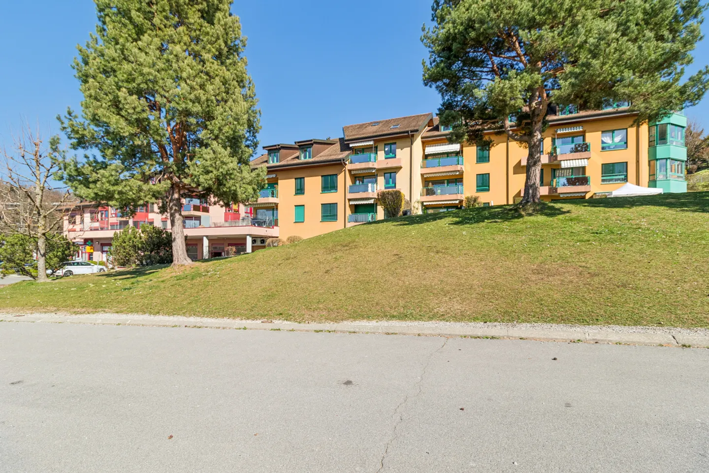 Appartement avec 3,5 pièces et 103 m2 avec vue dégagée - Photo 11 sur 13