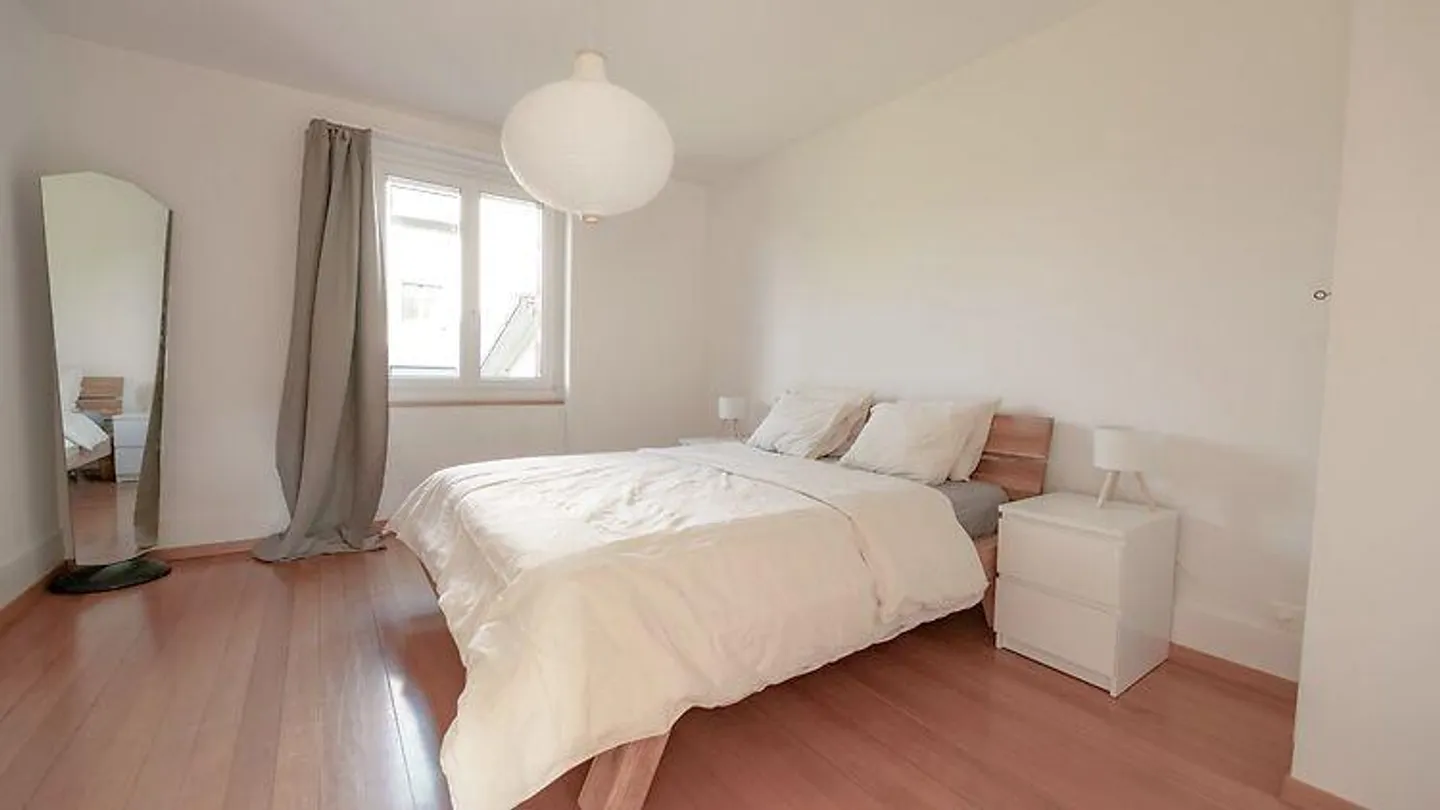 APPARTEMENT 2 PIÈCES À LIEBEFELD (BE), MEUBLÉ, TEMPORAIRE - Photo 5 sur 8