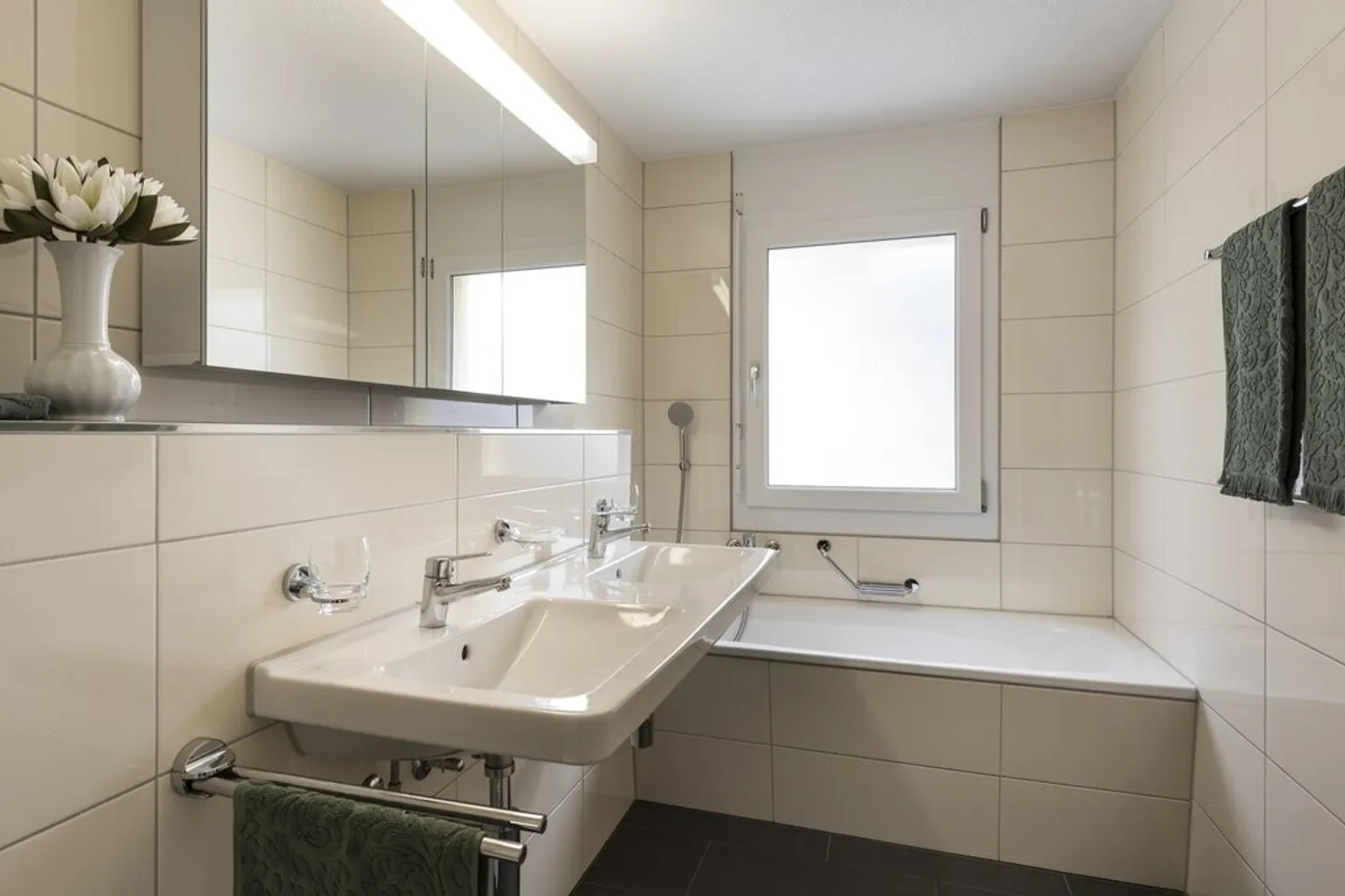 L'appartement familial cherche de nouveaux résidents - Photo 7 sur 9